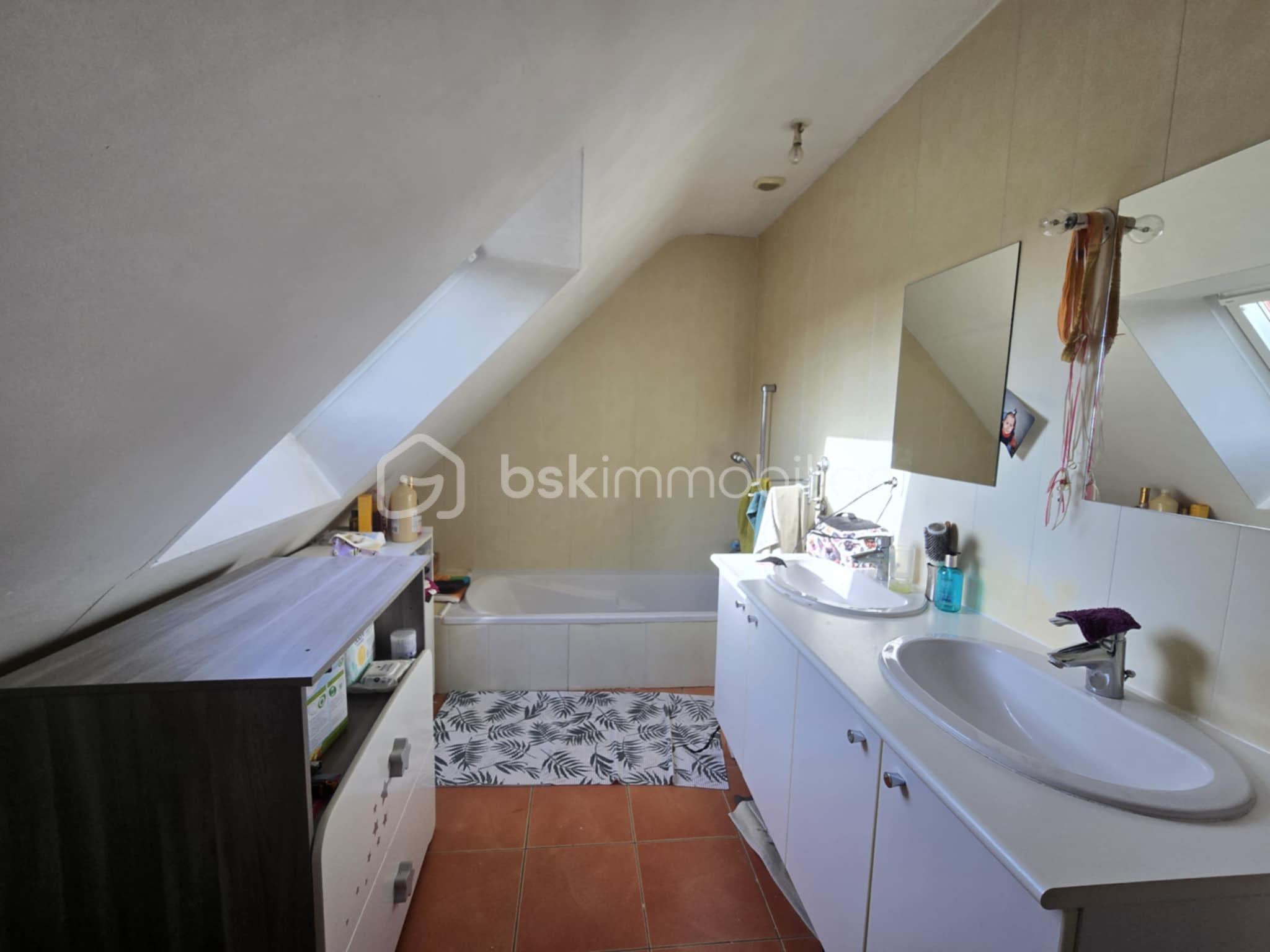 Maison de 112 m² - 1857e9fb-9aef-4805-b404-de23e3b56af2.jpg