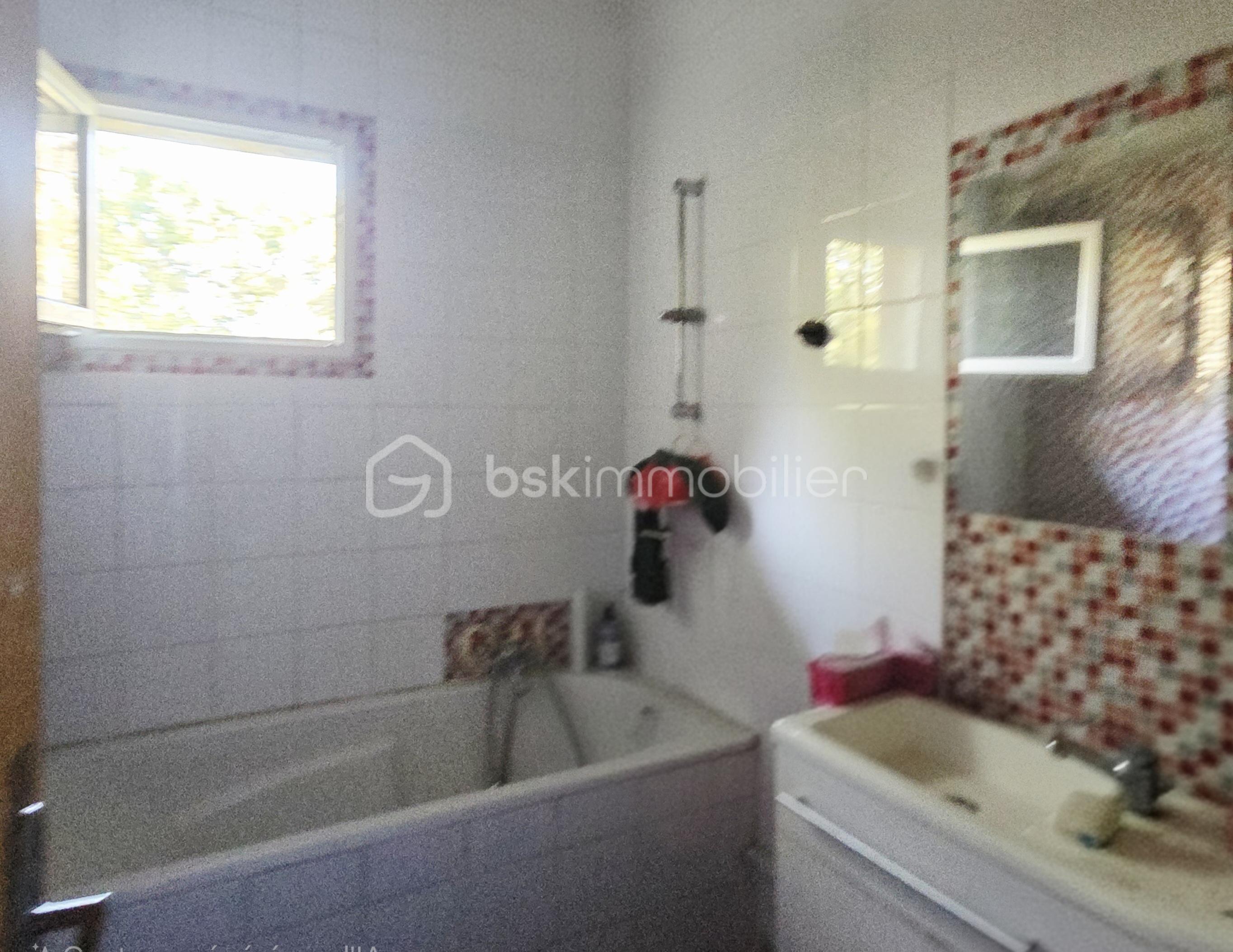 Immeuble de 1 500 m² - 20251006_120159(1)(1)(1).jpg