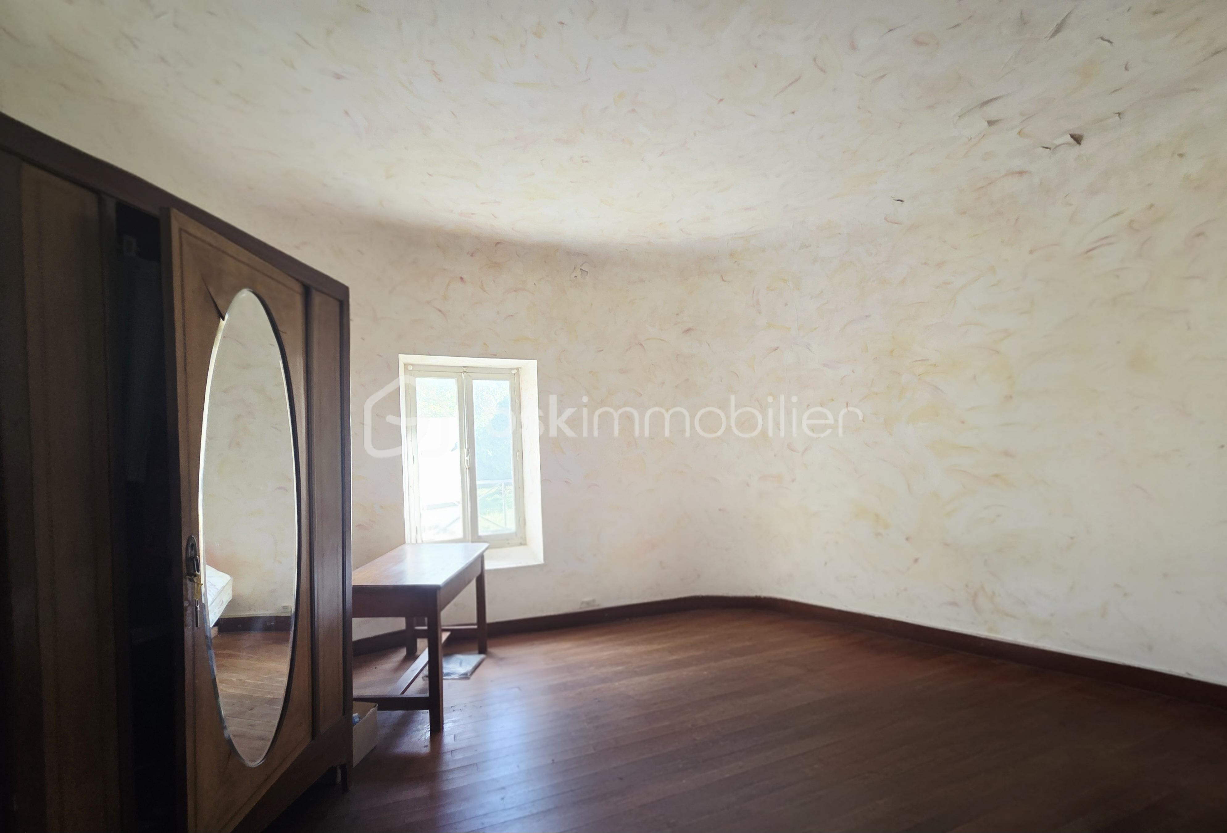 Immeuble de 1 500 m² - 20251006_120049(1)(1)(1).jpg