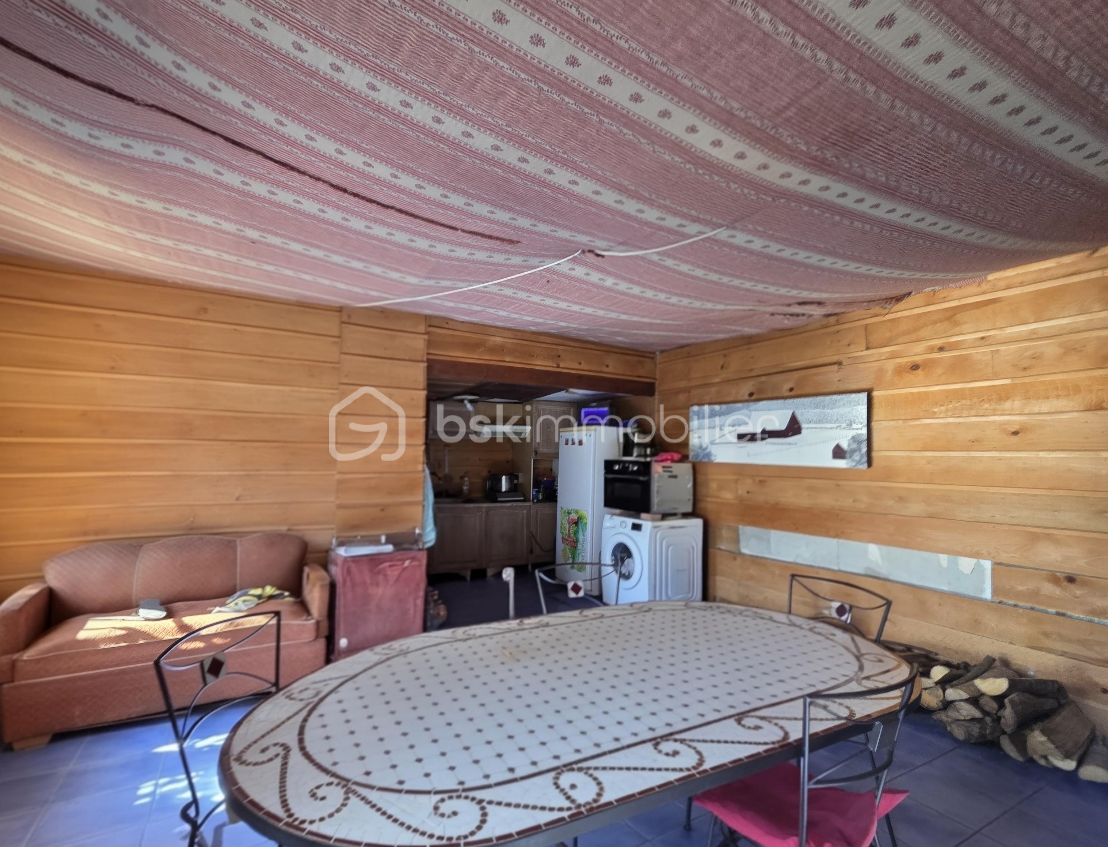 Immeuble de 1 500 m² - 20251006_115506(1)(1)(1)(1).jpg