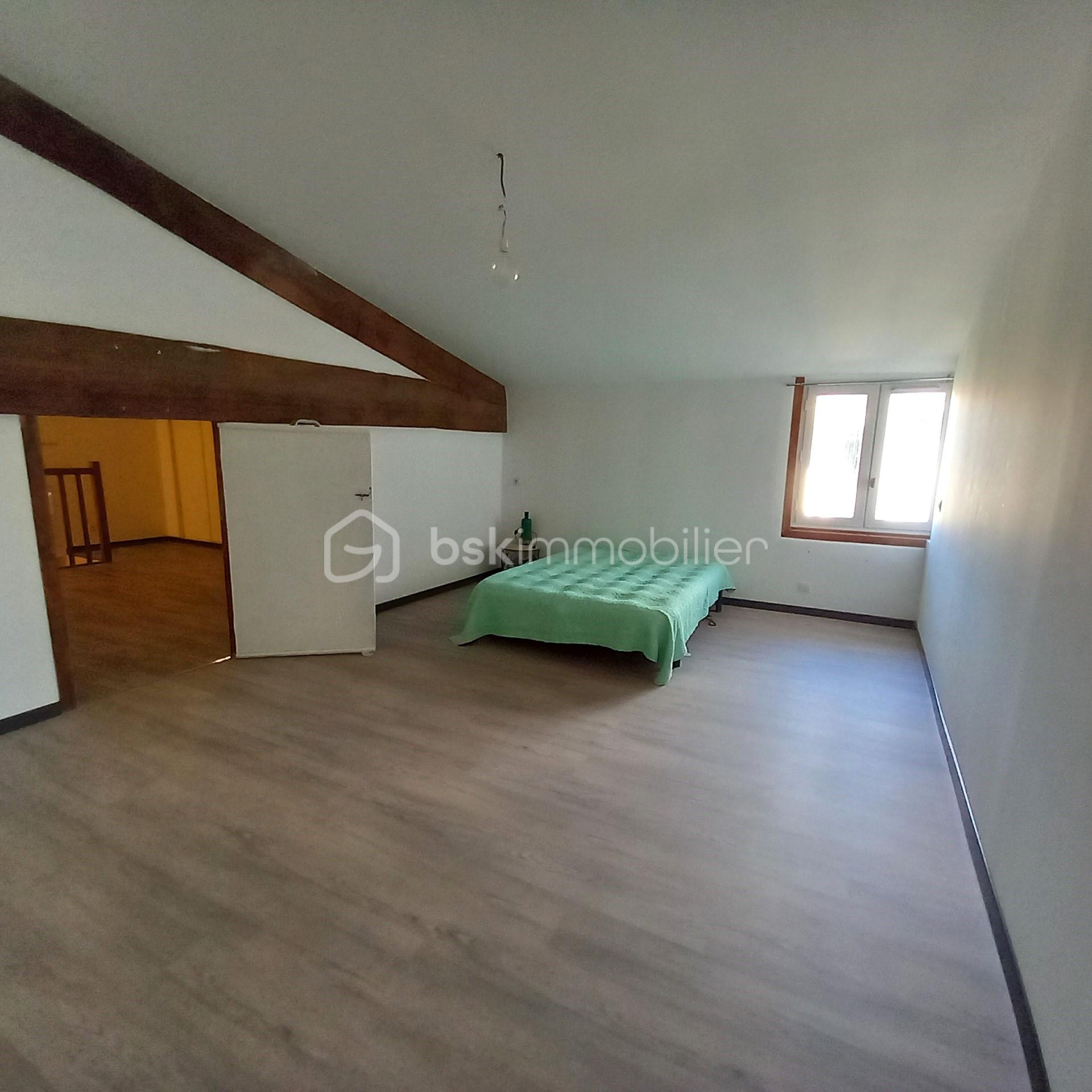 Maison de village de 121 m² - 20250421_101258.jpg