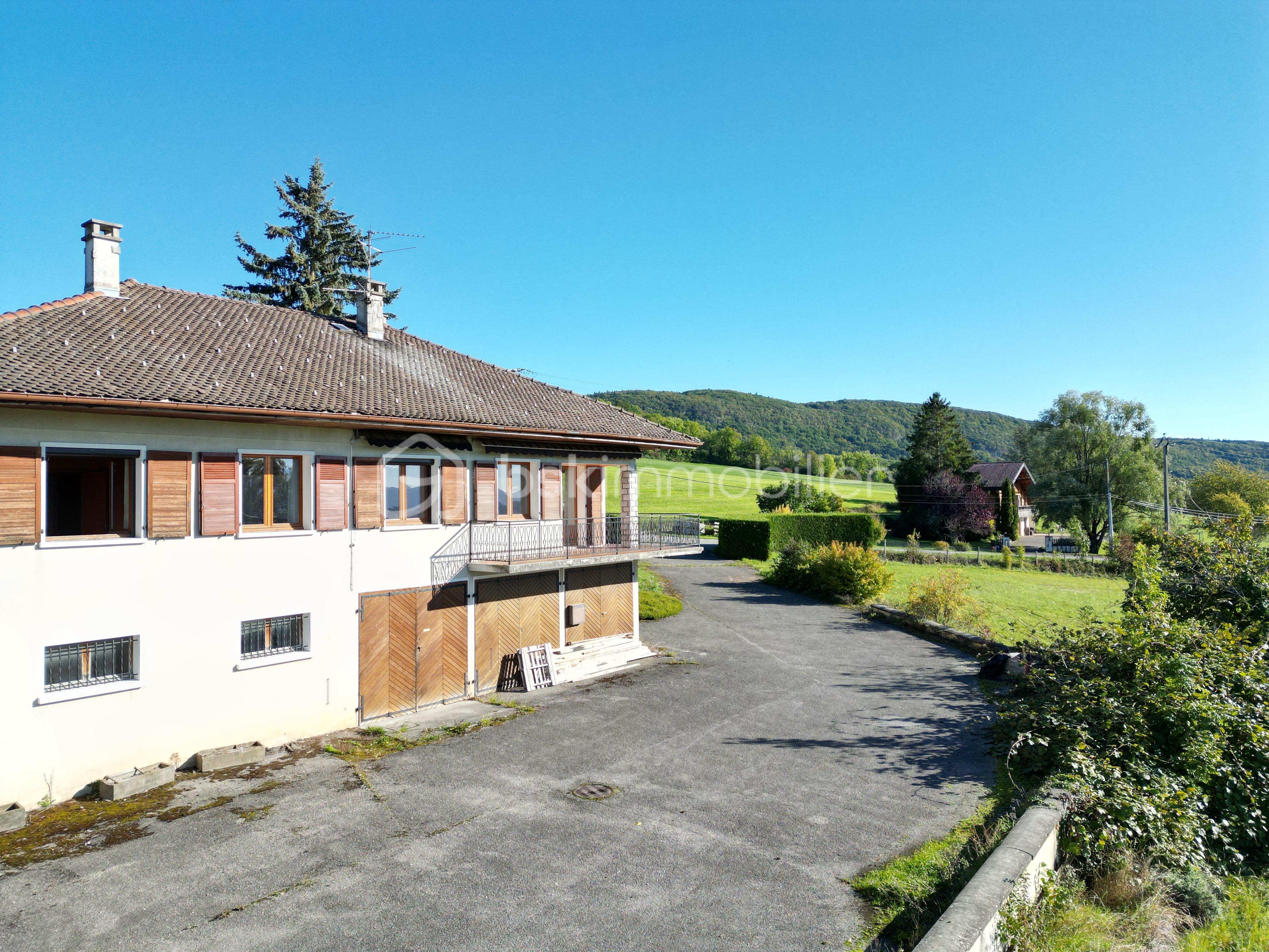 Maison de 160 m² - dji_fly_20251007_125010_828_1759768081608_photo.JPG