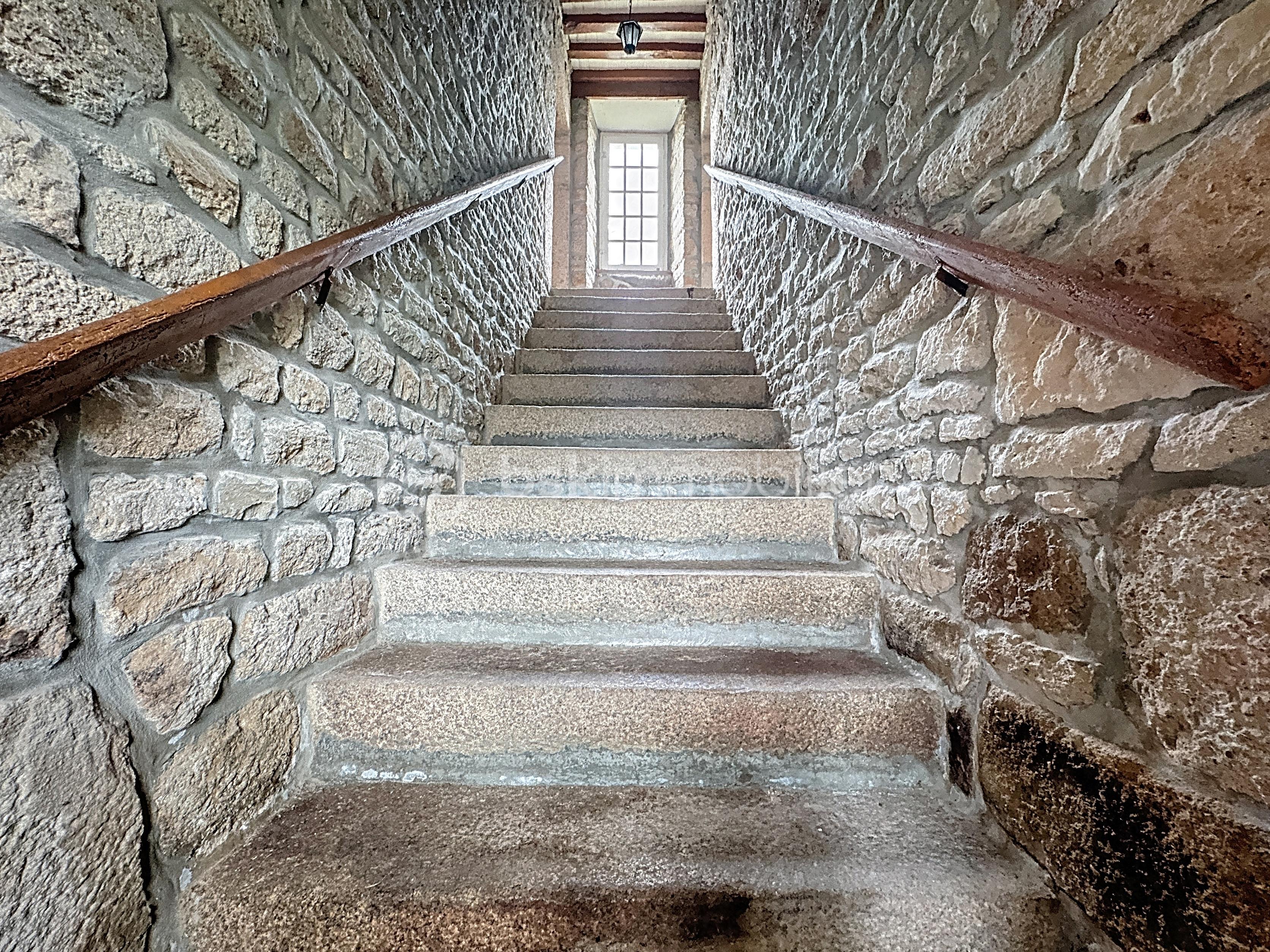 Maison de 220 m² - guet_00009.jpg