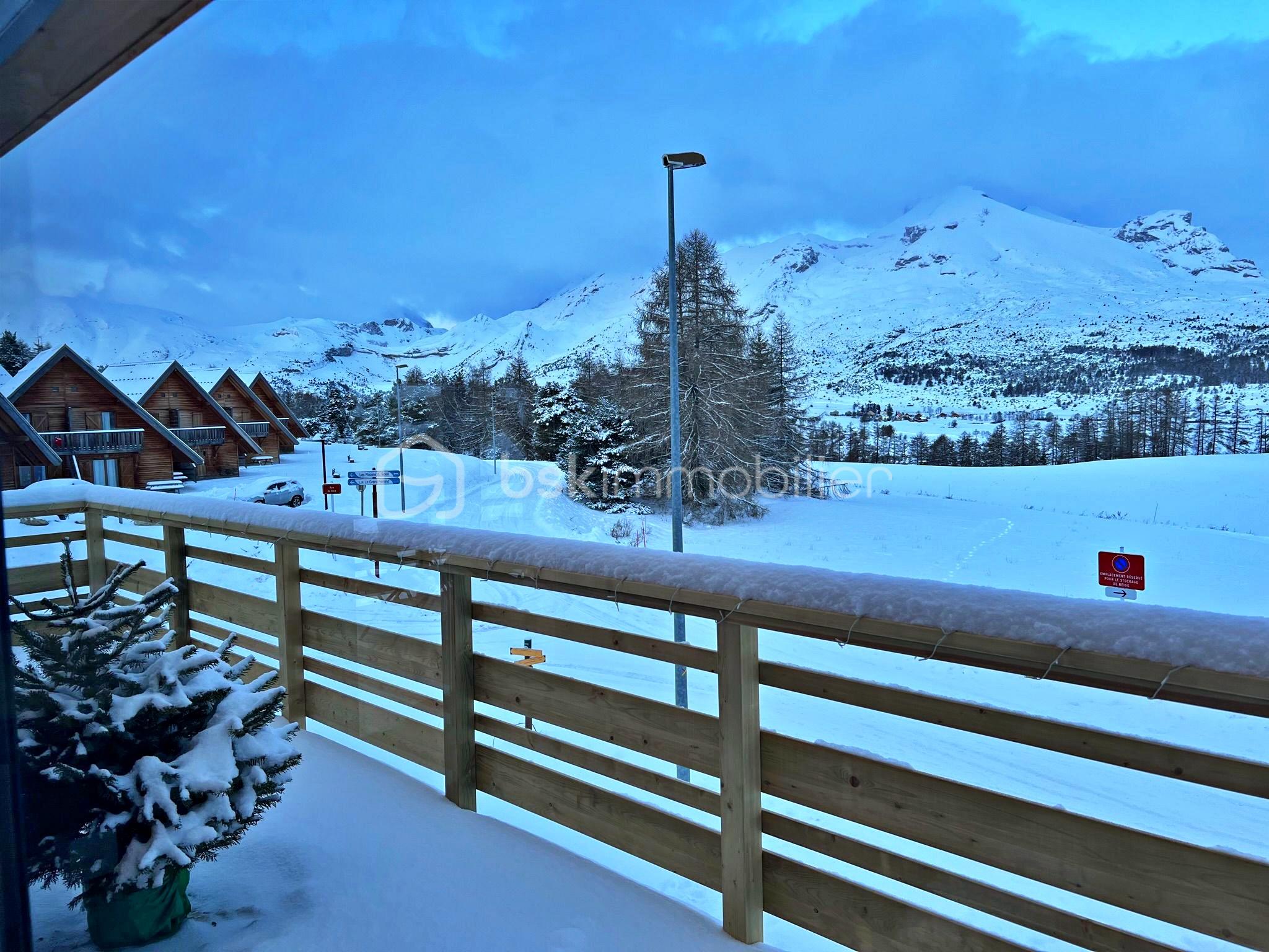 Chalet de 220 m² - 9 Belle Demeure Montagne.jpg