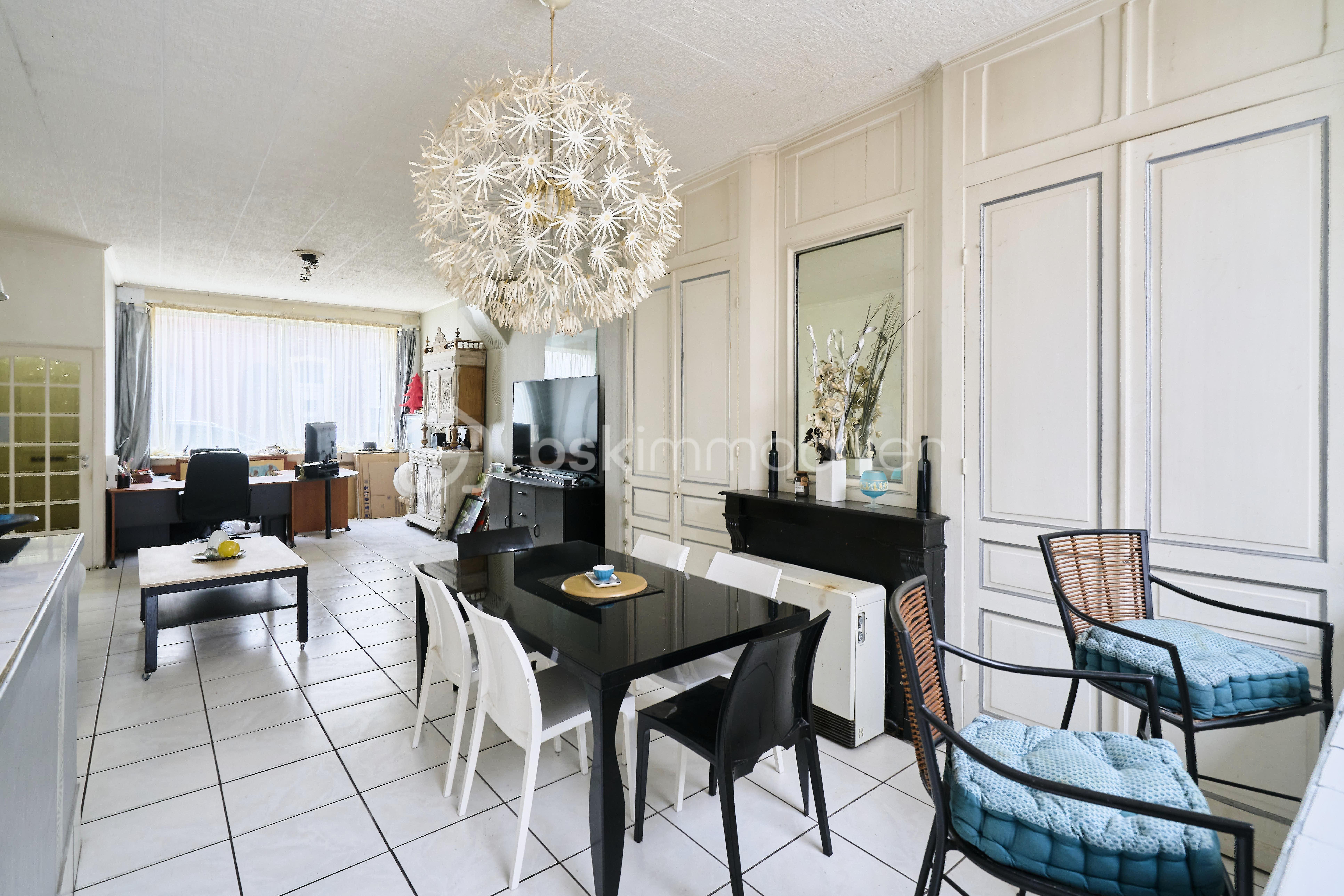 Maison de ville de 125 m² - salon e.jpg