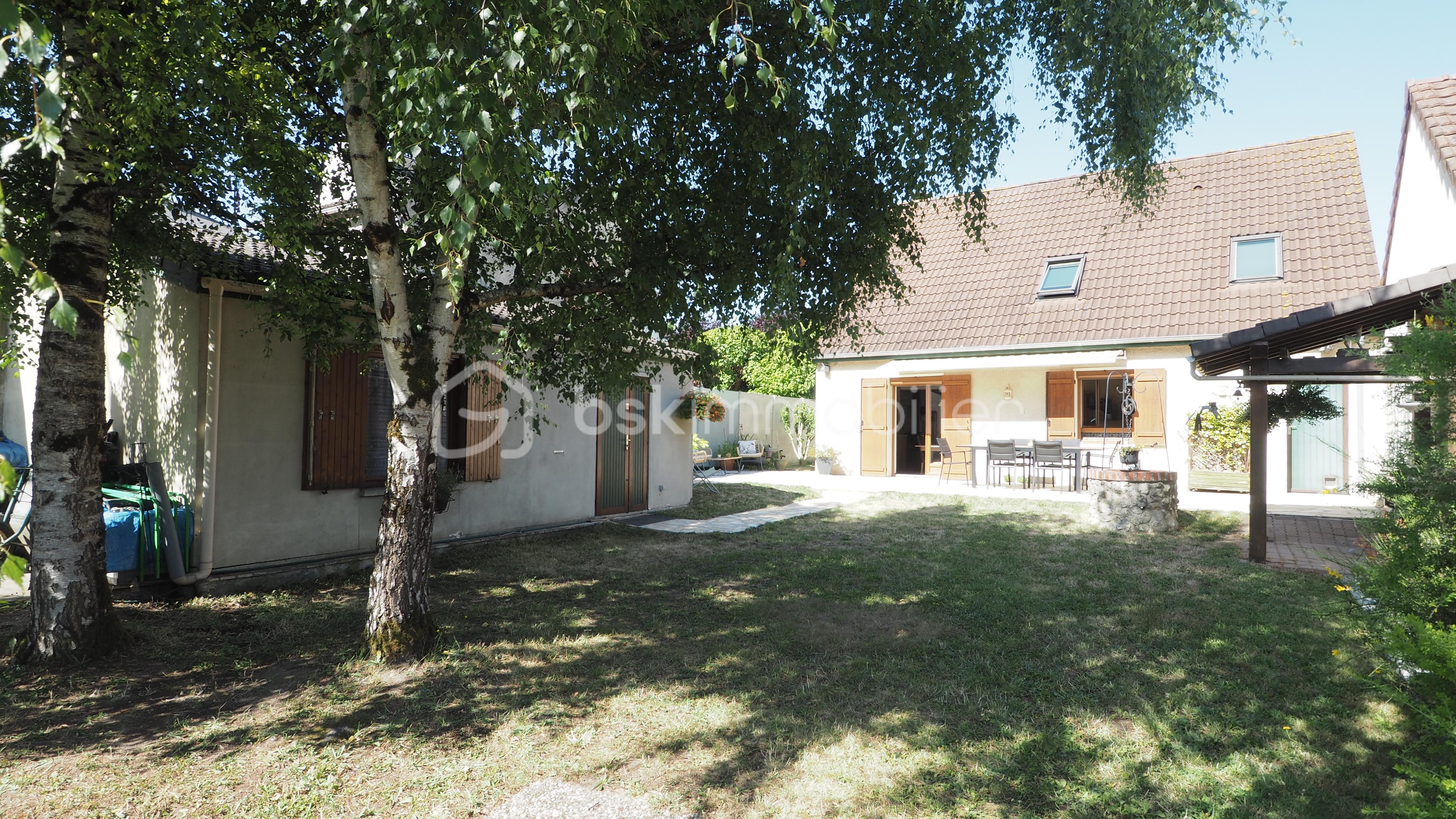 Maison de 106 m² - A3 Vue arrière jardin.JPG