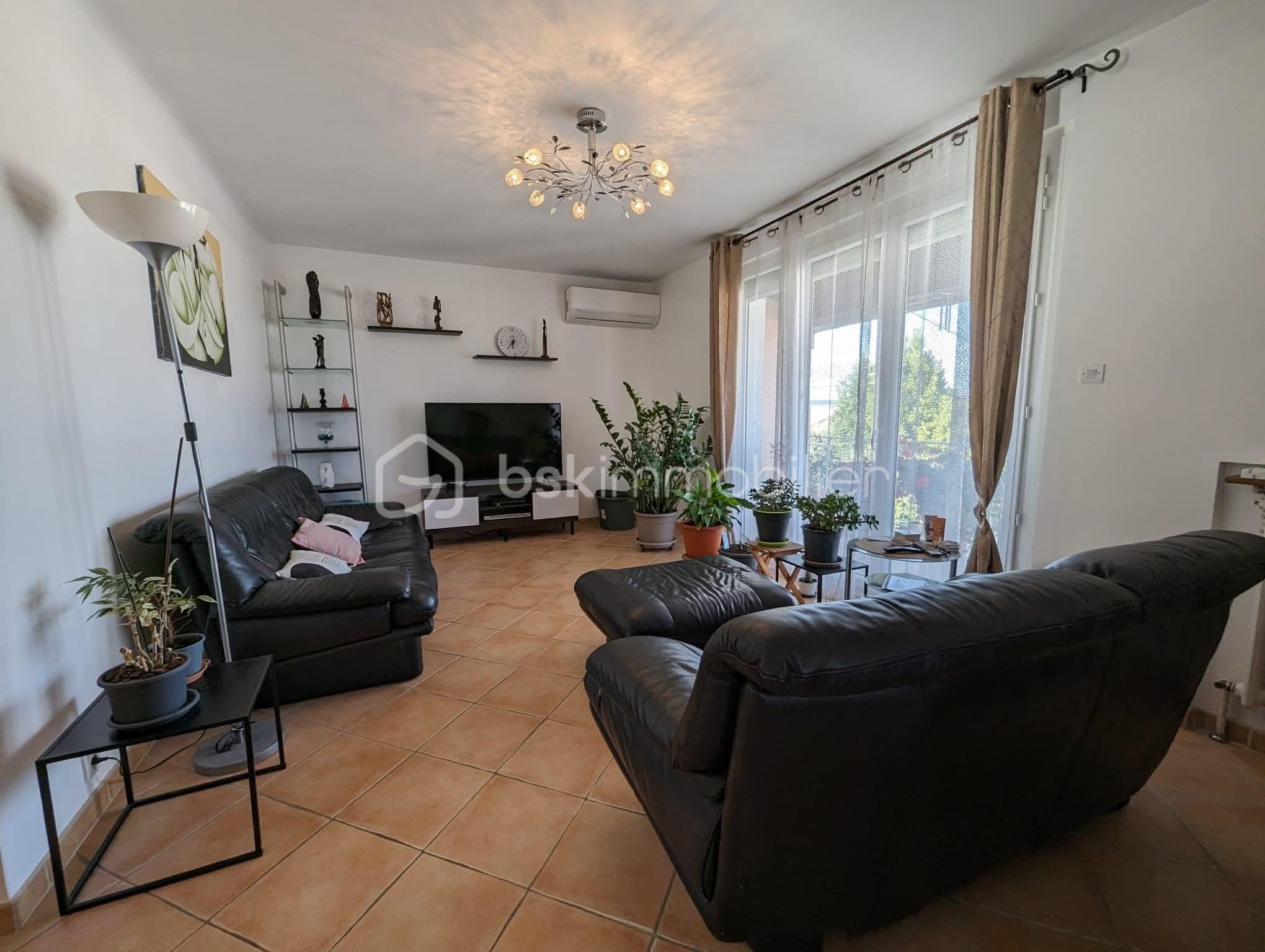 Maison de 101 m² - VOLX 4.jpg