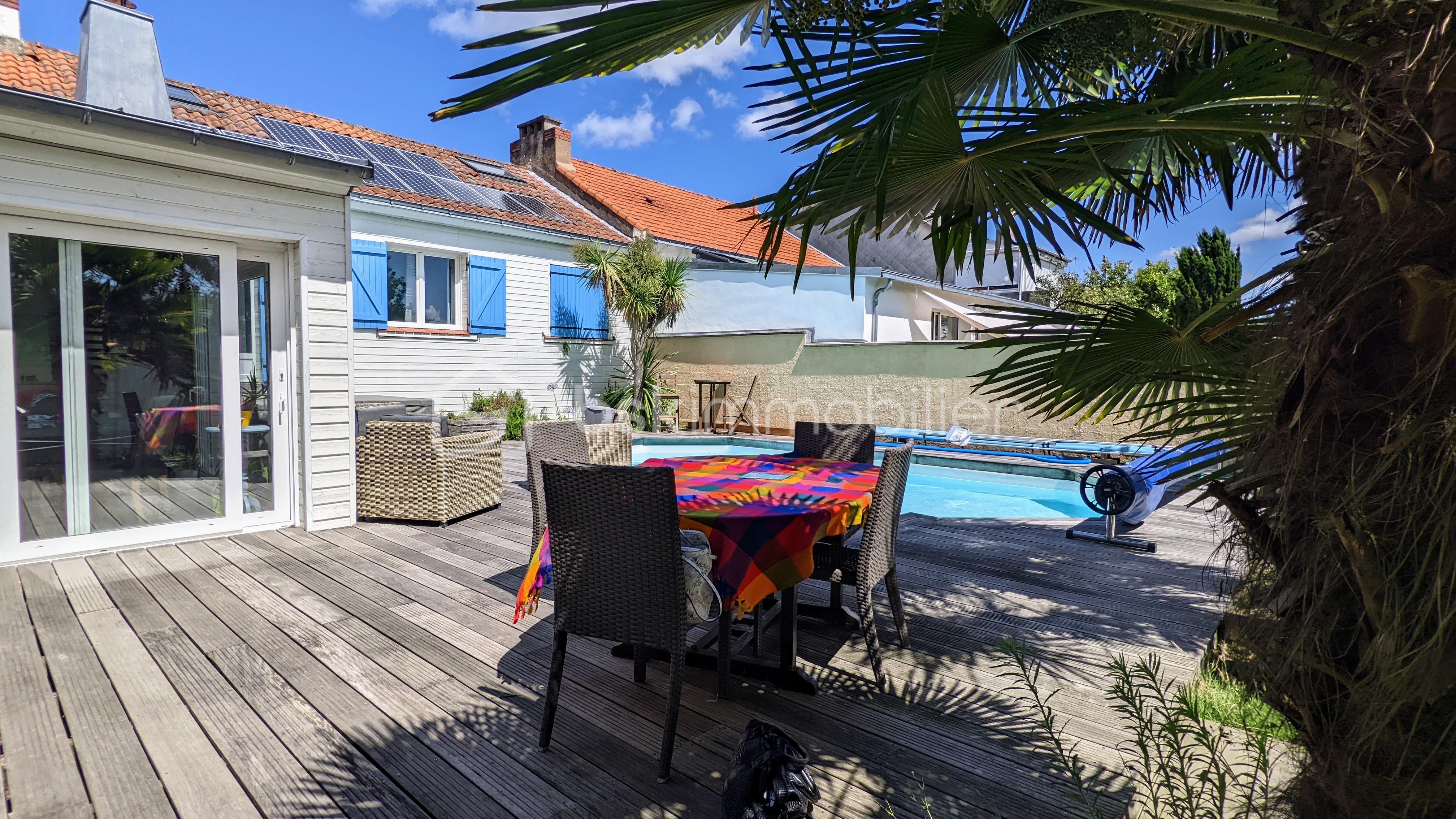 Maison de 155 m² - PXL_20220630_134222693.MP~2.jpg