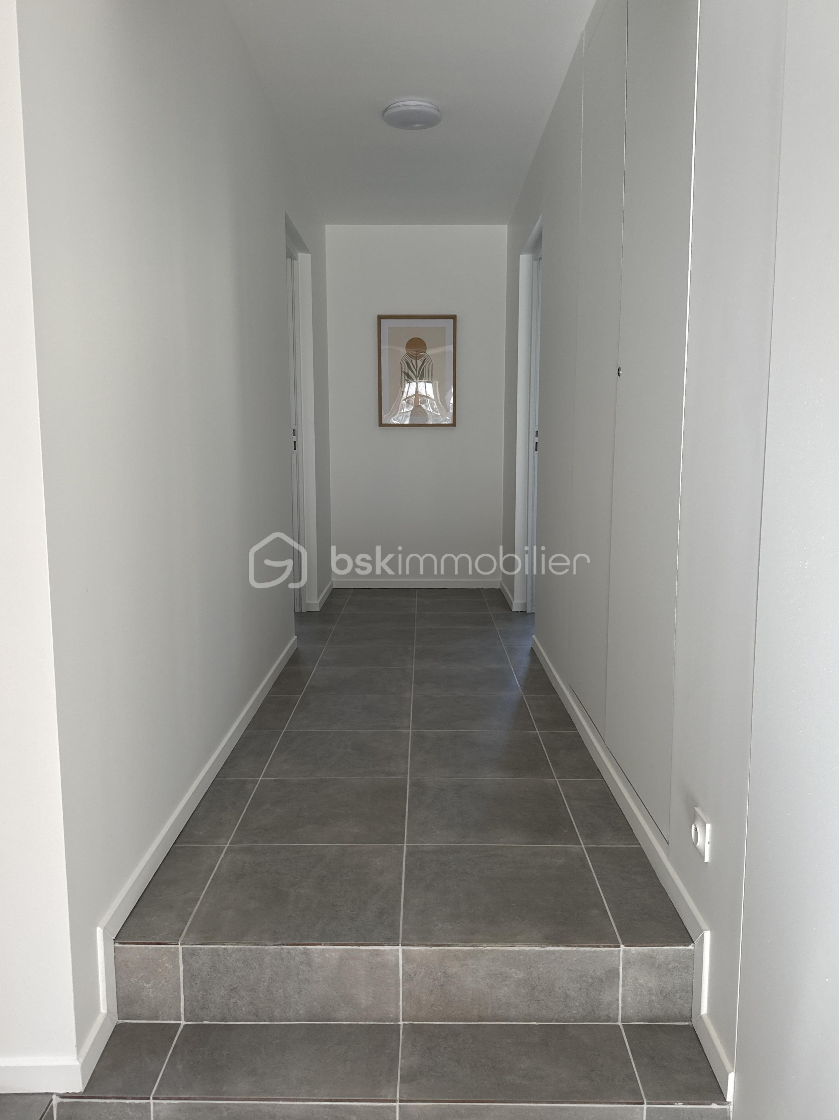 Appartement de 20,60 m² - DJI_20250712_190050_067 2.jpg
