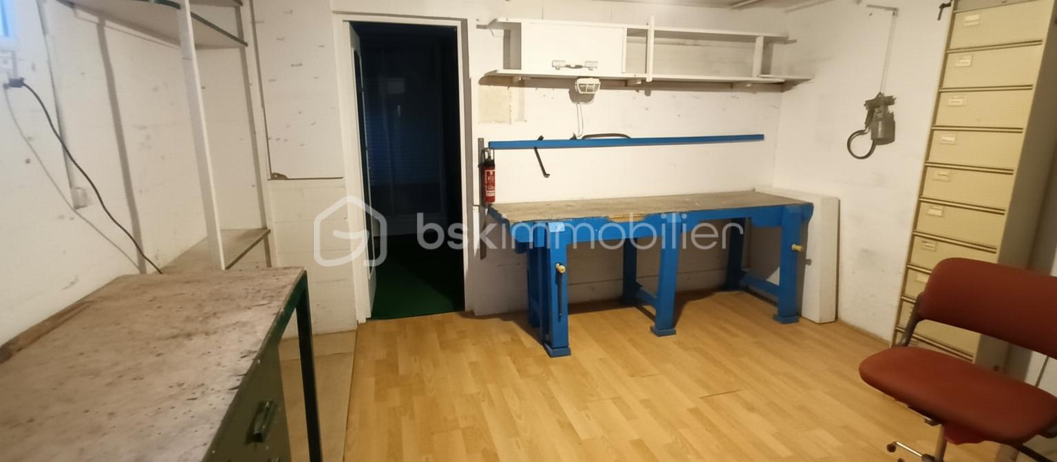 Maison traditionnelle de 125,72 m² - atelier nettoyé et vidé.png