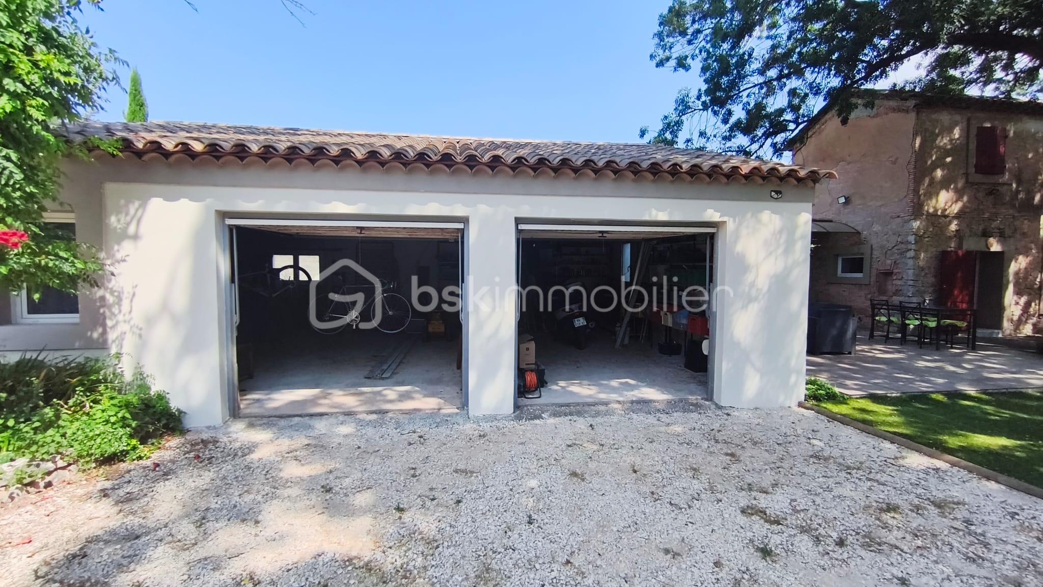 Propriete de 146 m² - 23 - Garages.jpg