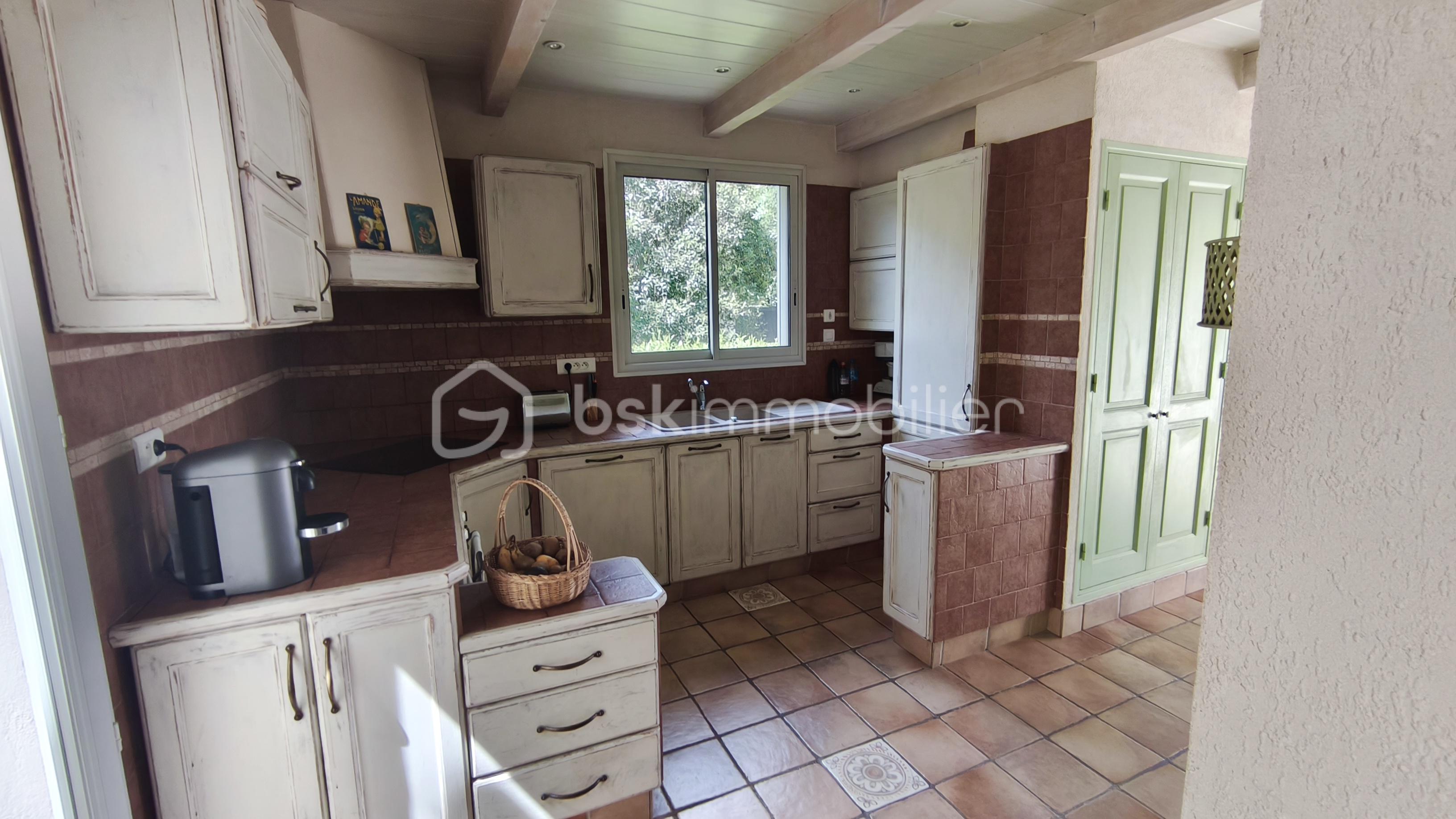 Propriete de 146 m² - 04 - Cuisine 01.jpg