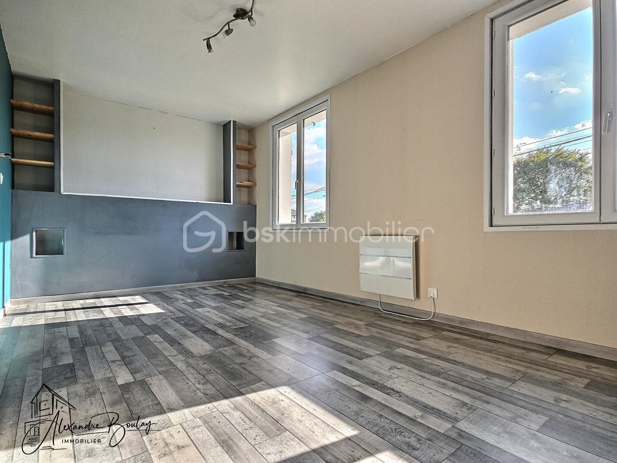 Maison traditionnelle de 137 m² - exposio_133155545.jpg