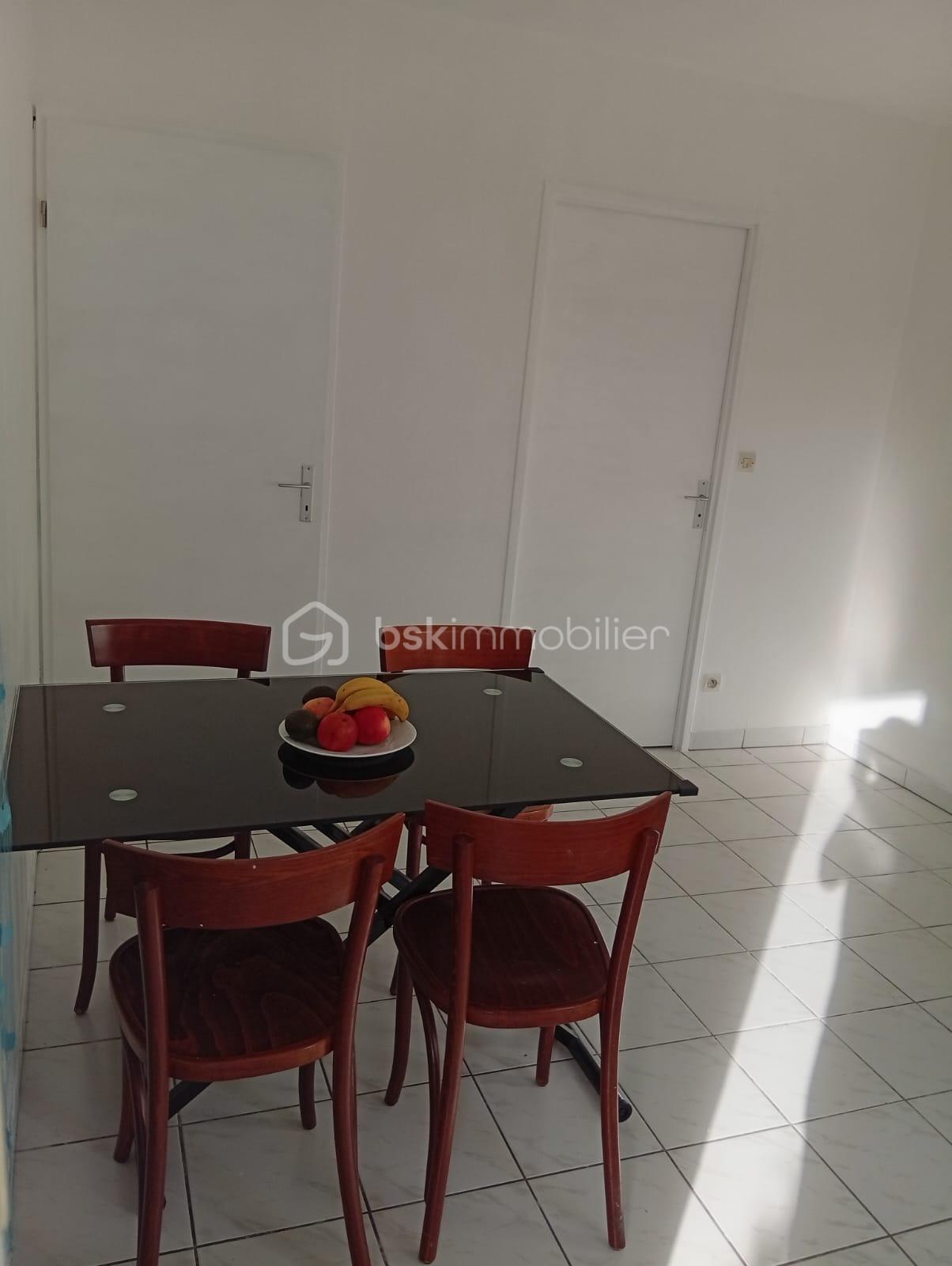 Studette de 22,88 m² - studio-5.jpg