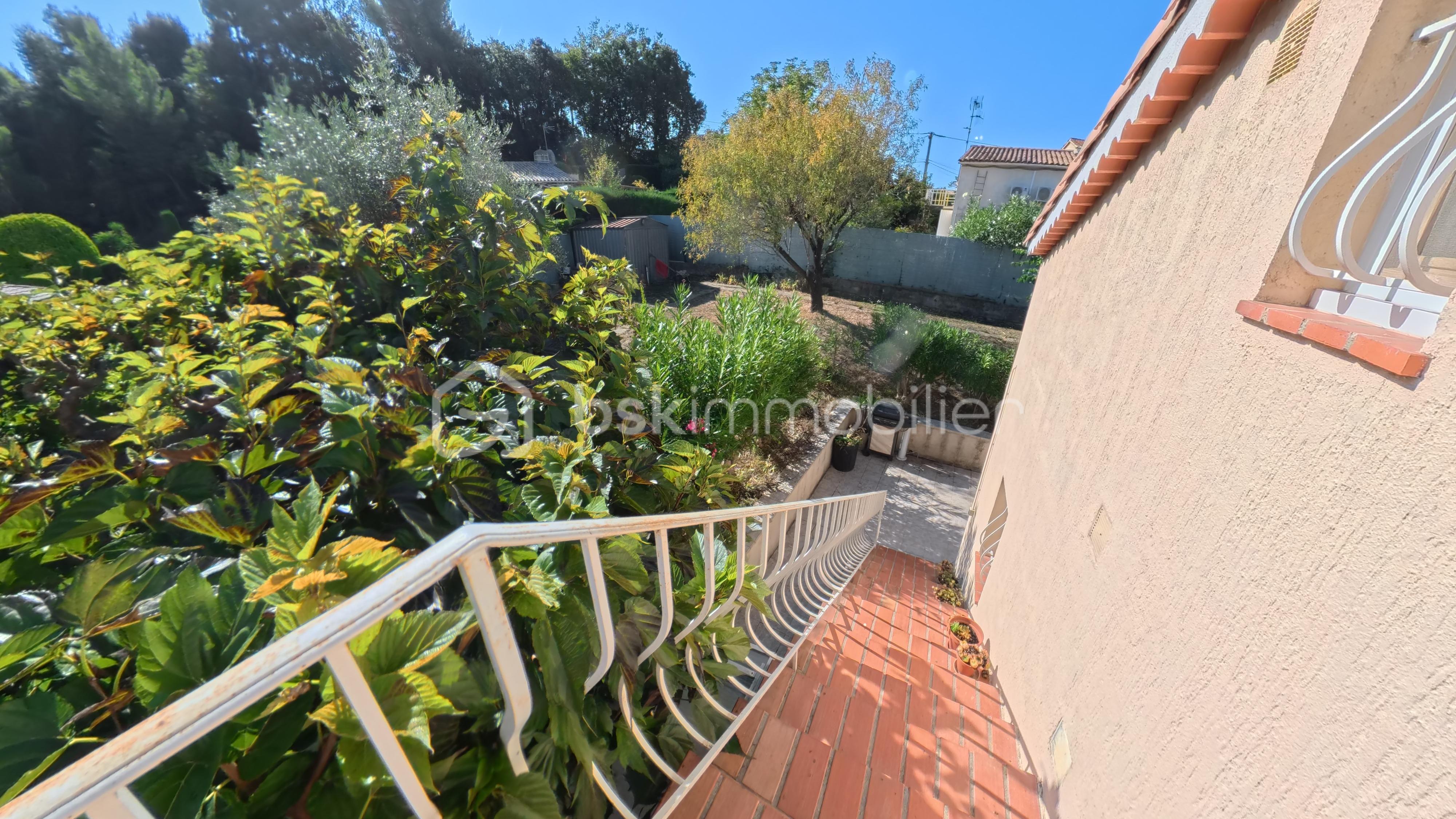 Maison de 180 m² - acces t2.jpg