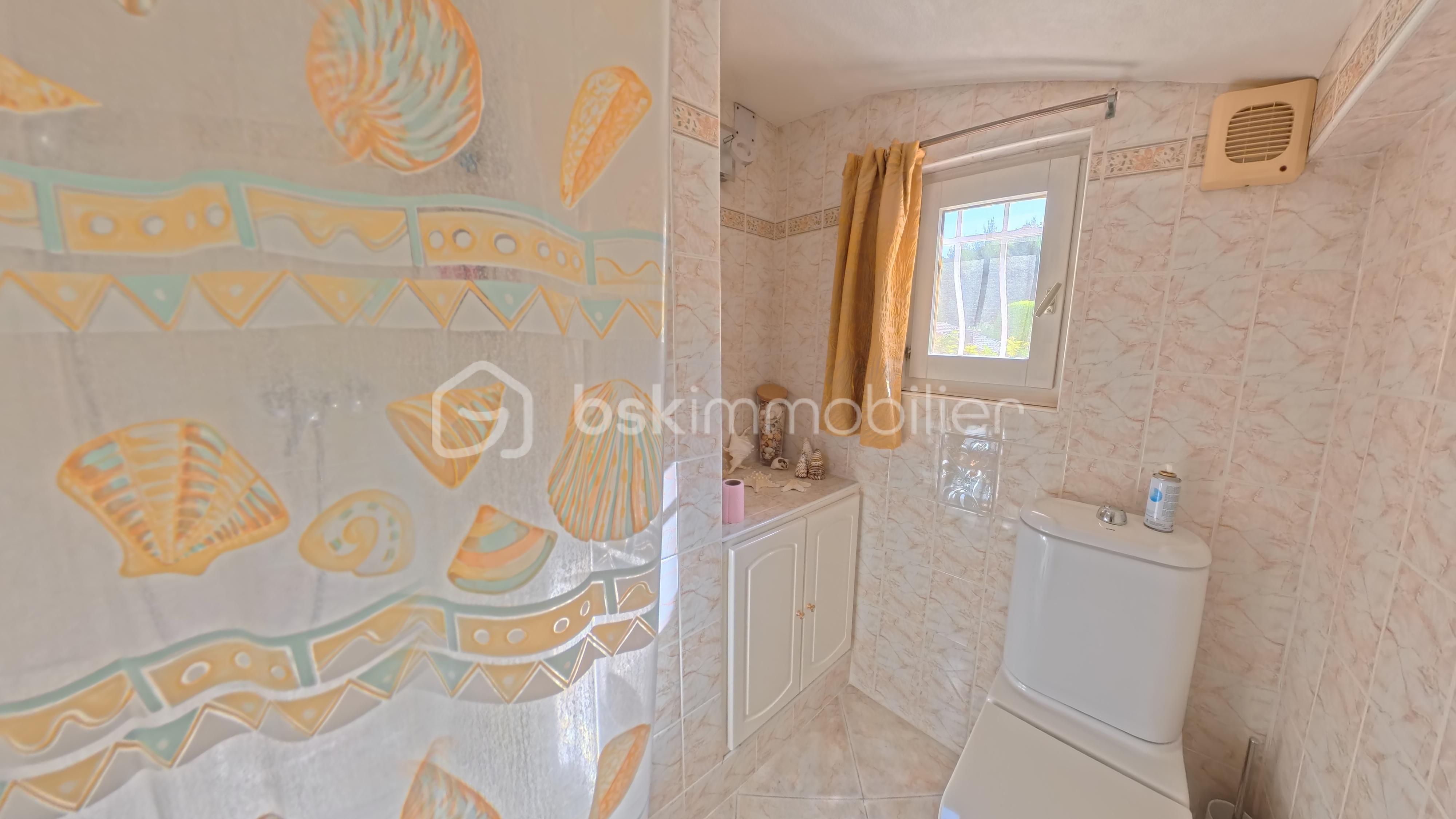 Maison de 180 m² - wct2.jpg