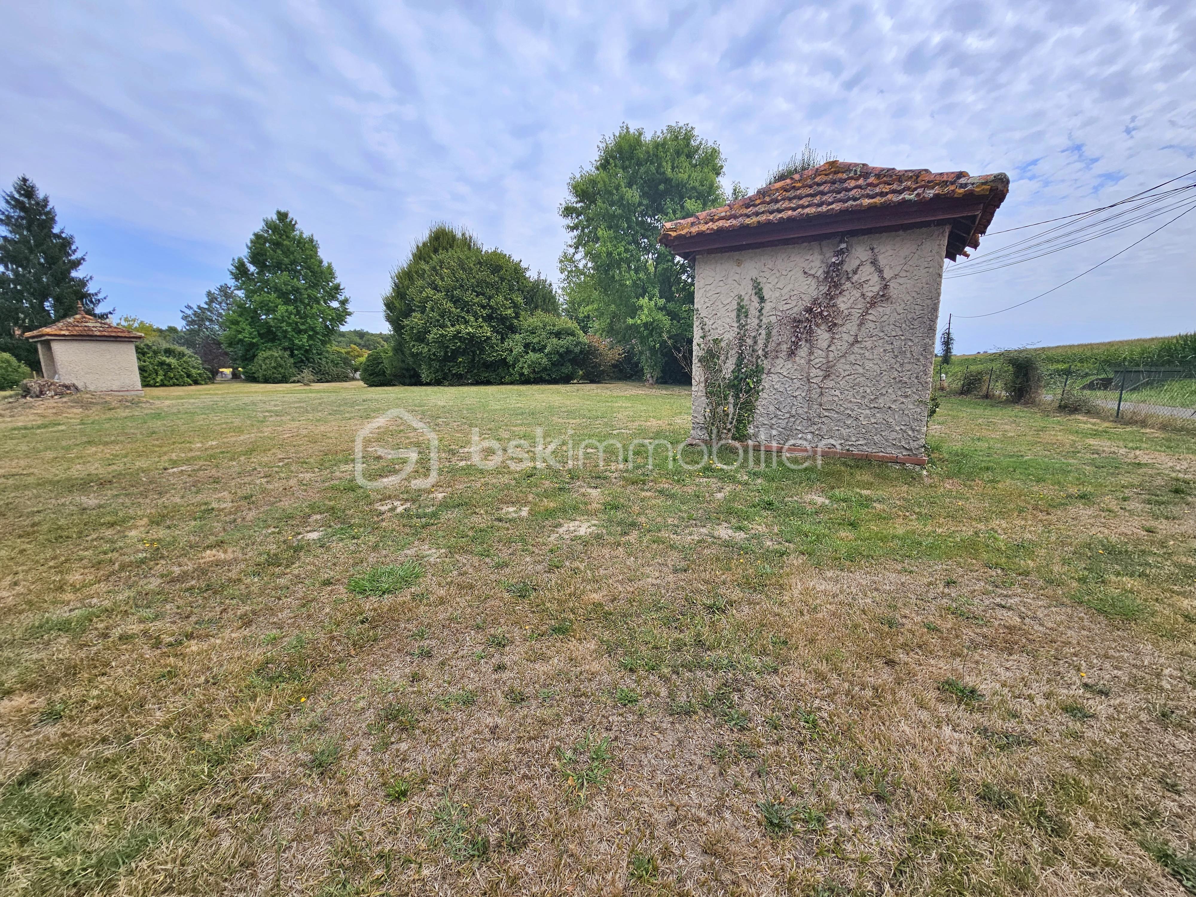 Terrain de 1 269 m² - A 262.jpg