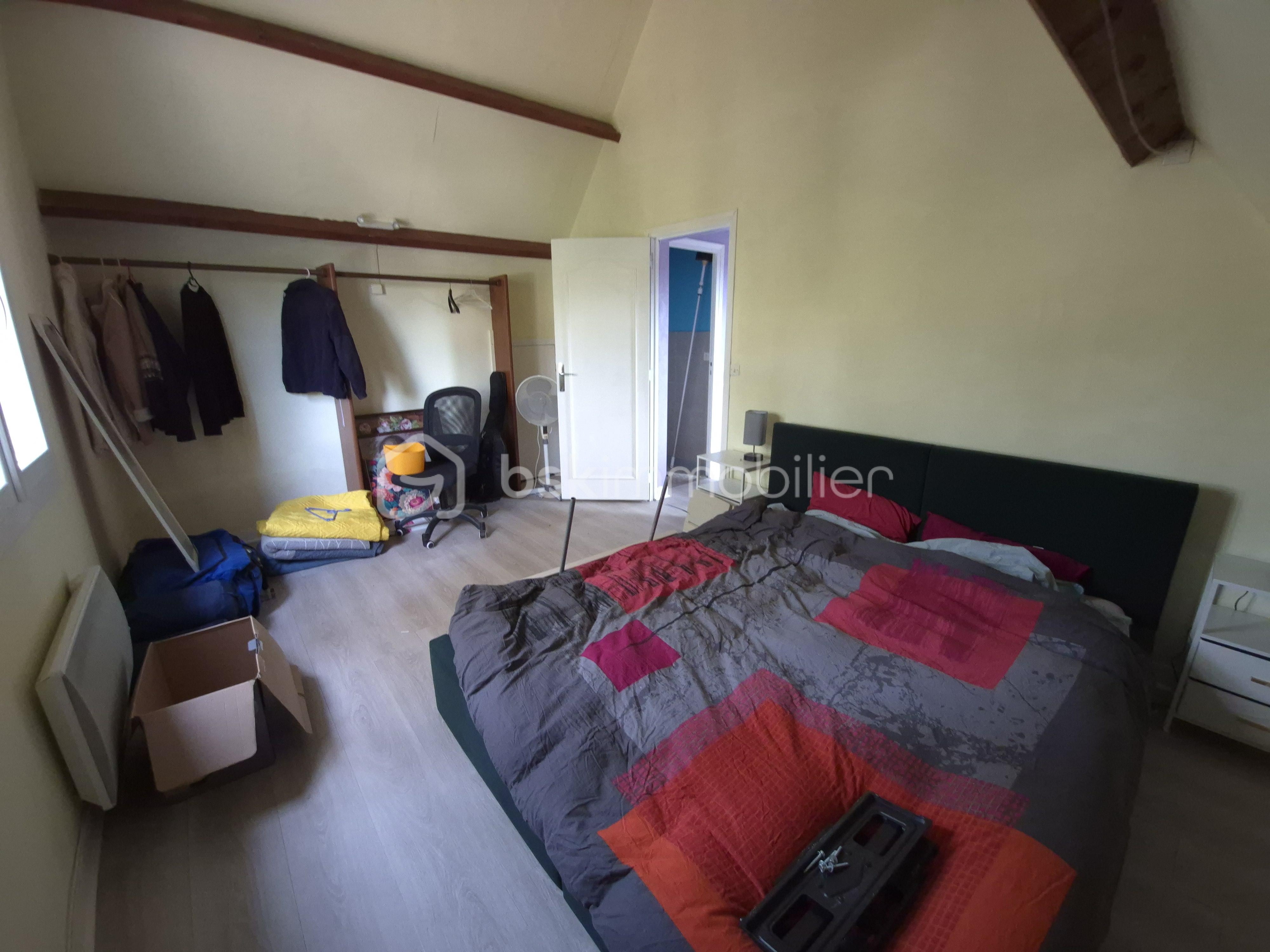 chambre 1 étage.jpg