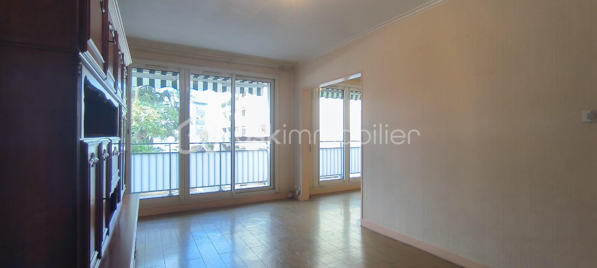 Appartement 3 pièces 69 m² · à Bourg-en-Bresse · 69 m² · 129 000 €