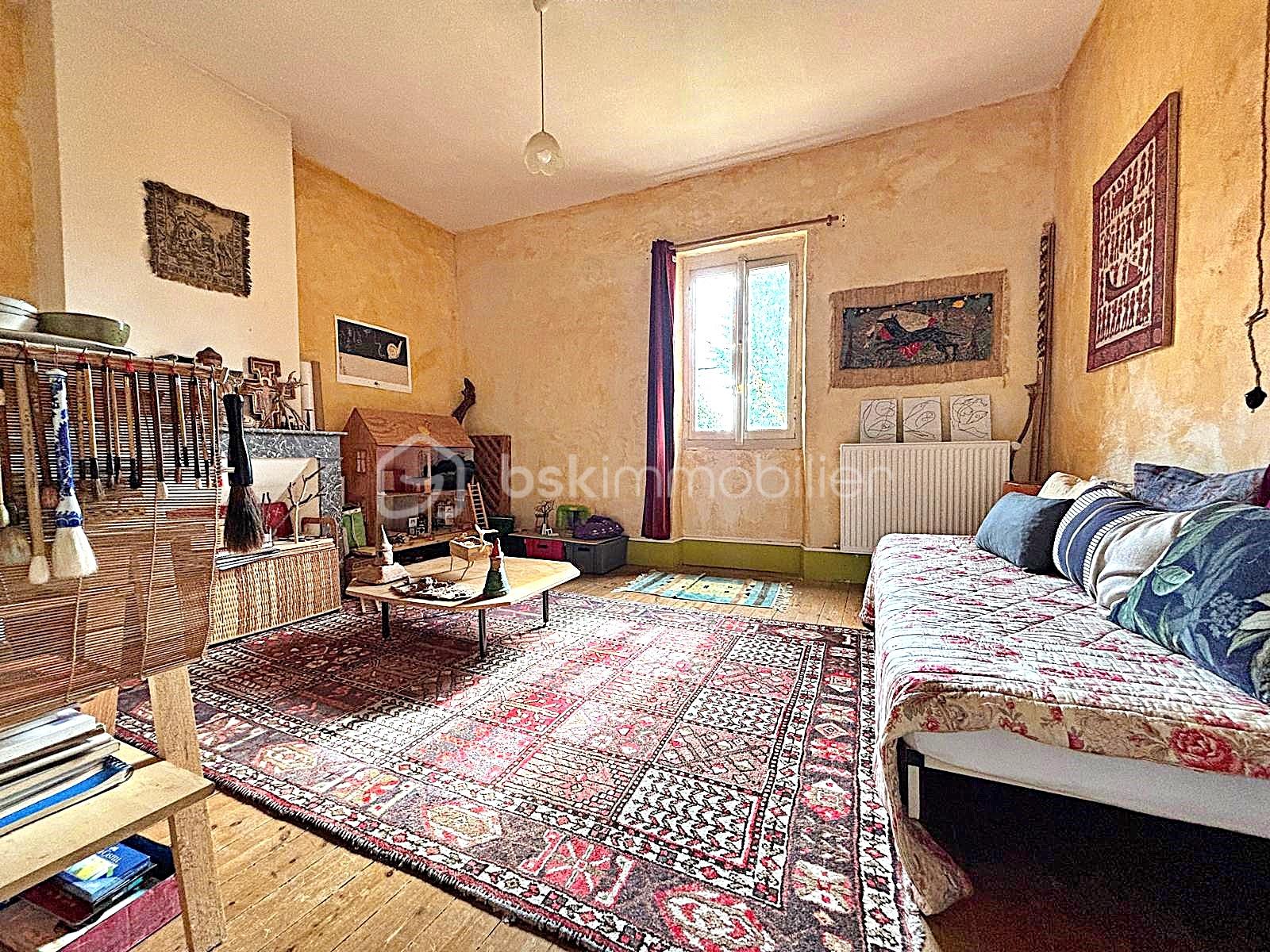 Maison de ville de 250 m² - IMG-20250903-WA00141.jpg