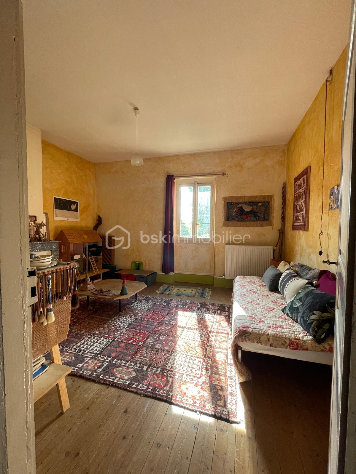 Maison de ville de 250 m² - WhatsApp Image 2025-07-31 à 13.42.21_32bd755f.jpg