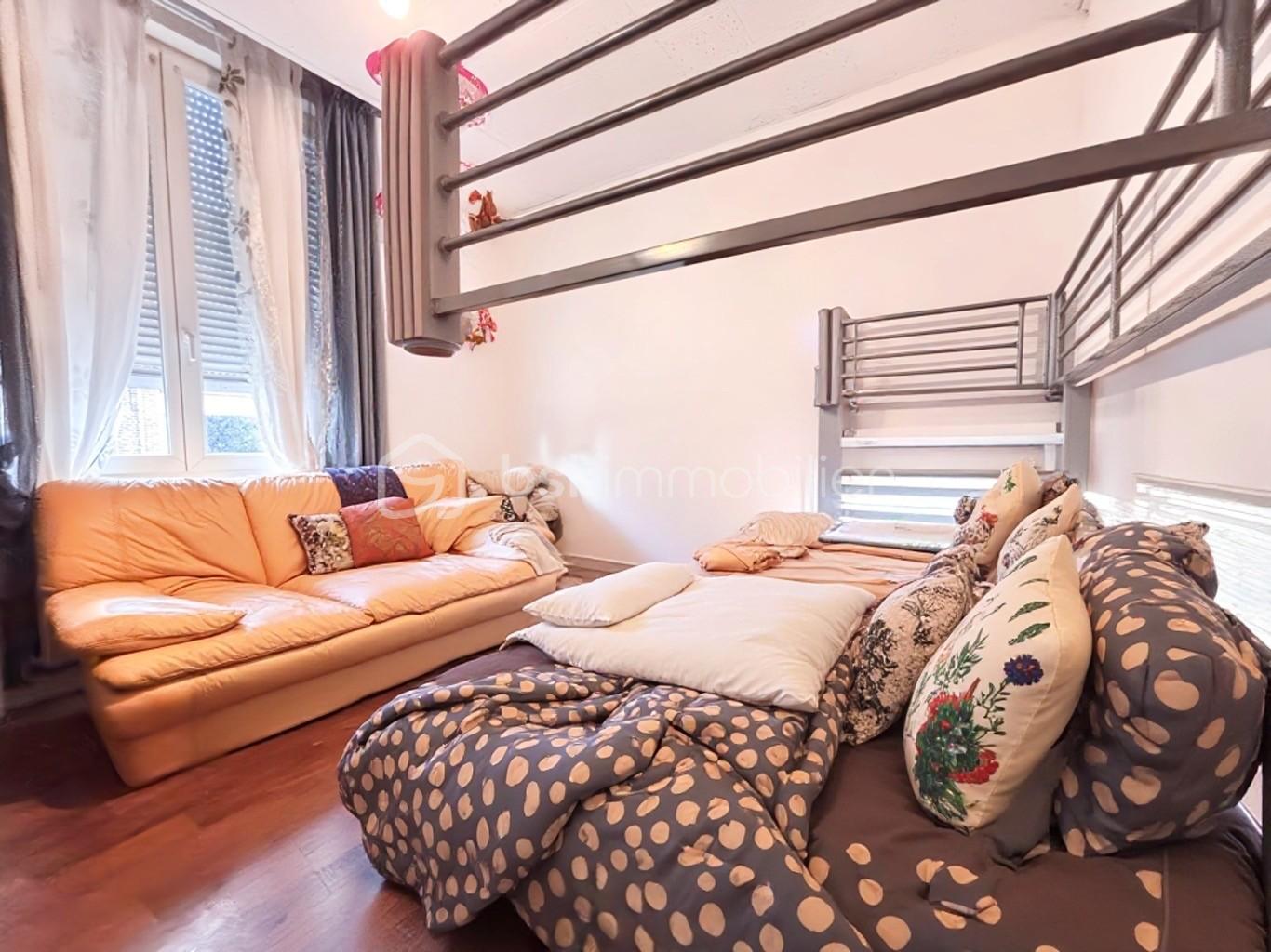Immeuble de 390 m² - thumbnail_IMG_0980.jpg