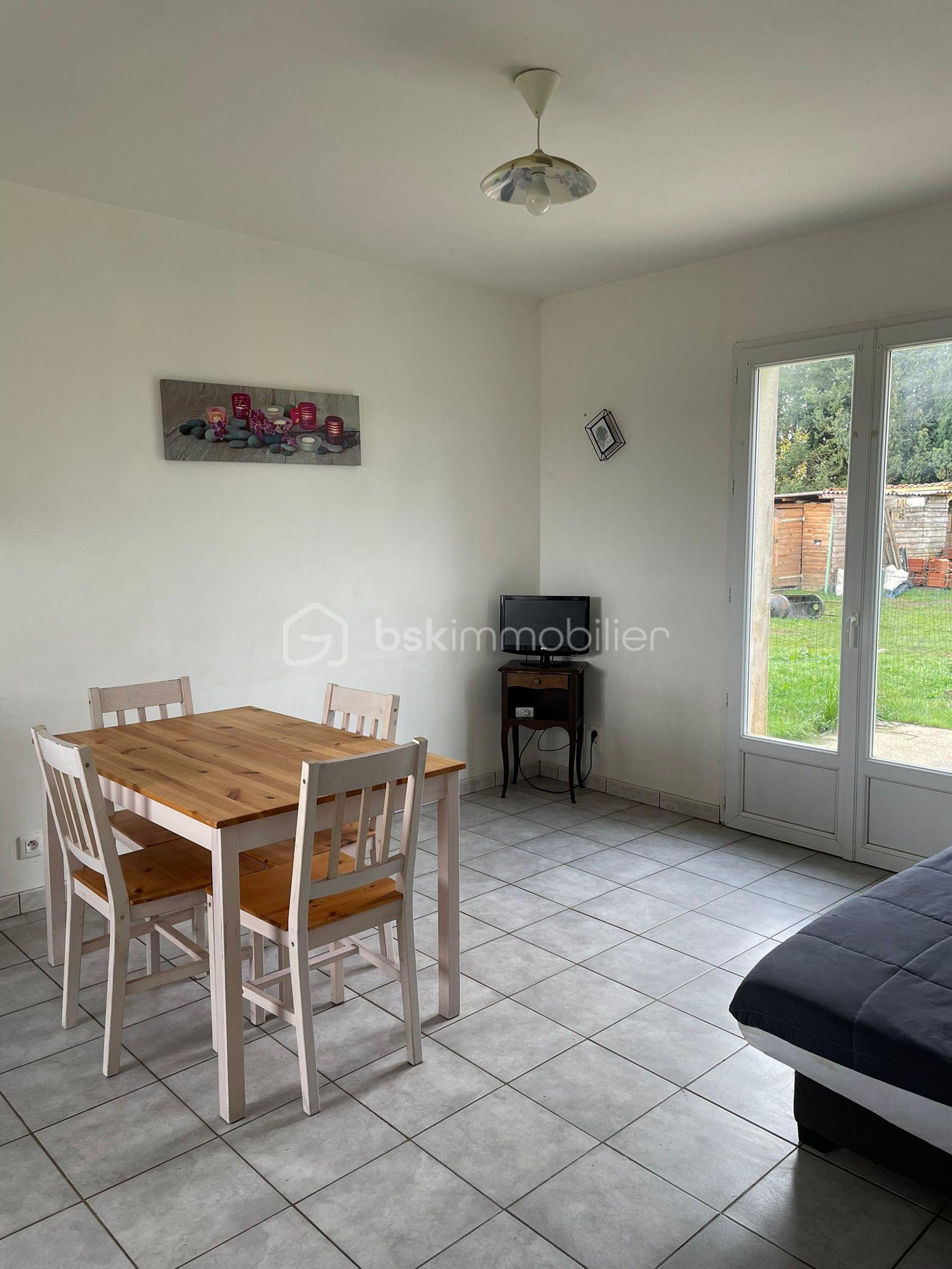 Maison de 100 m² - 748f56ba-6316-469b-9940-0040f6c910b9.jpg