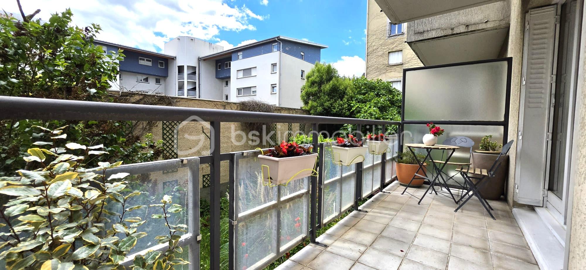 BALCON.jpeg