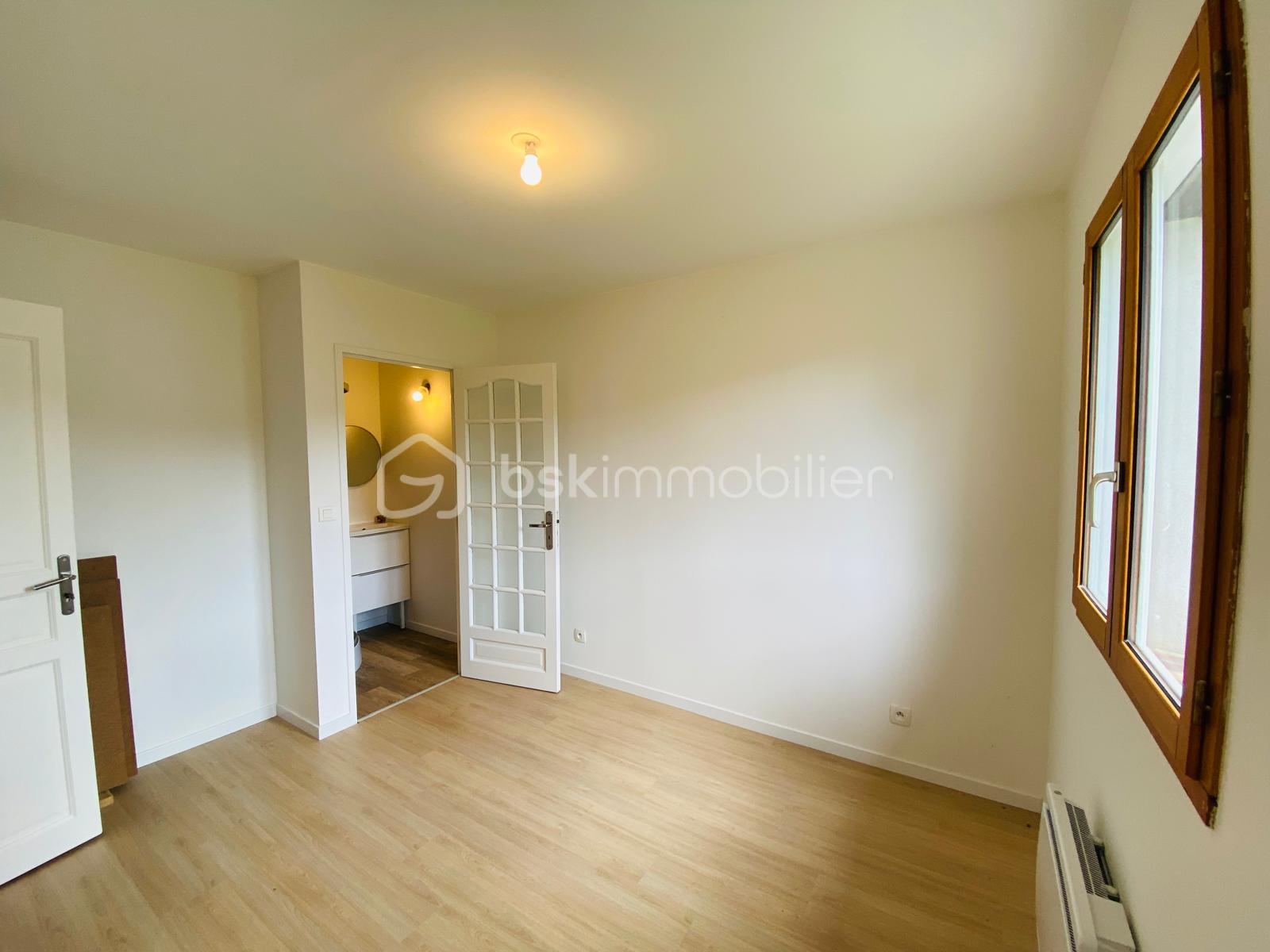 Maison traditionnelle de 185 m² - 9.jpg