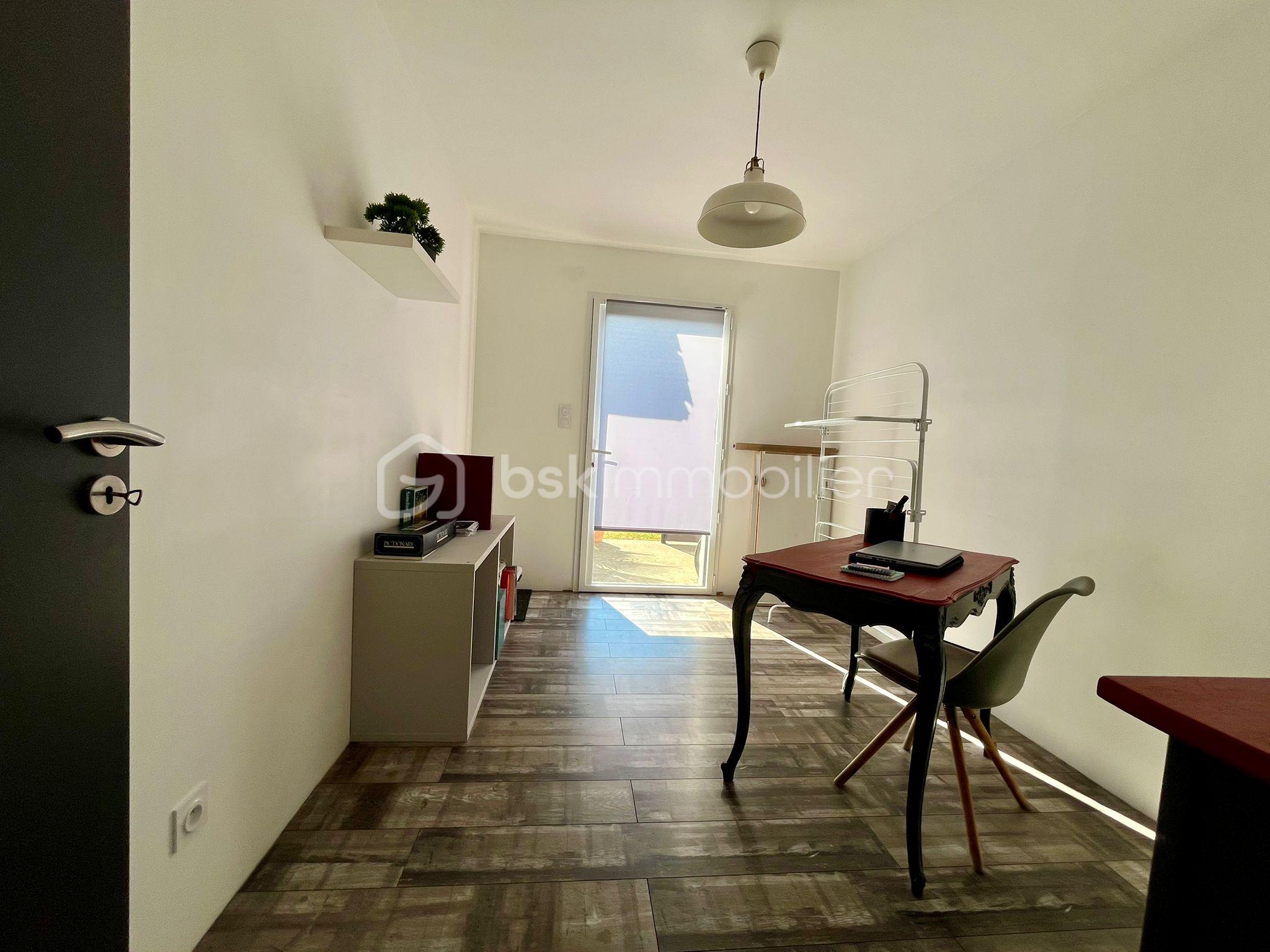 Maison contemporaine de 103 m² - IMG-20251021-WA0064.jpg