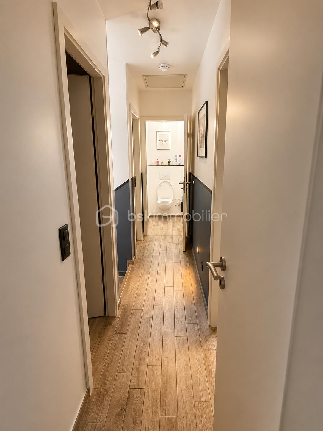 Couloir étage.png