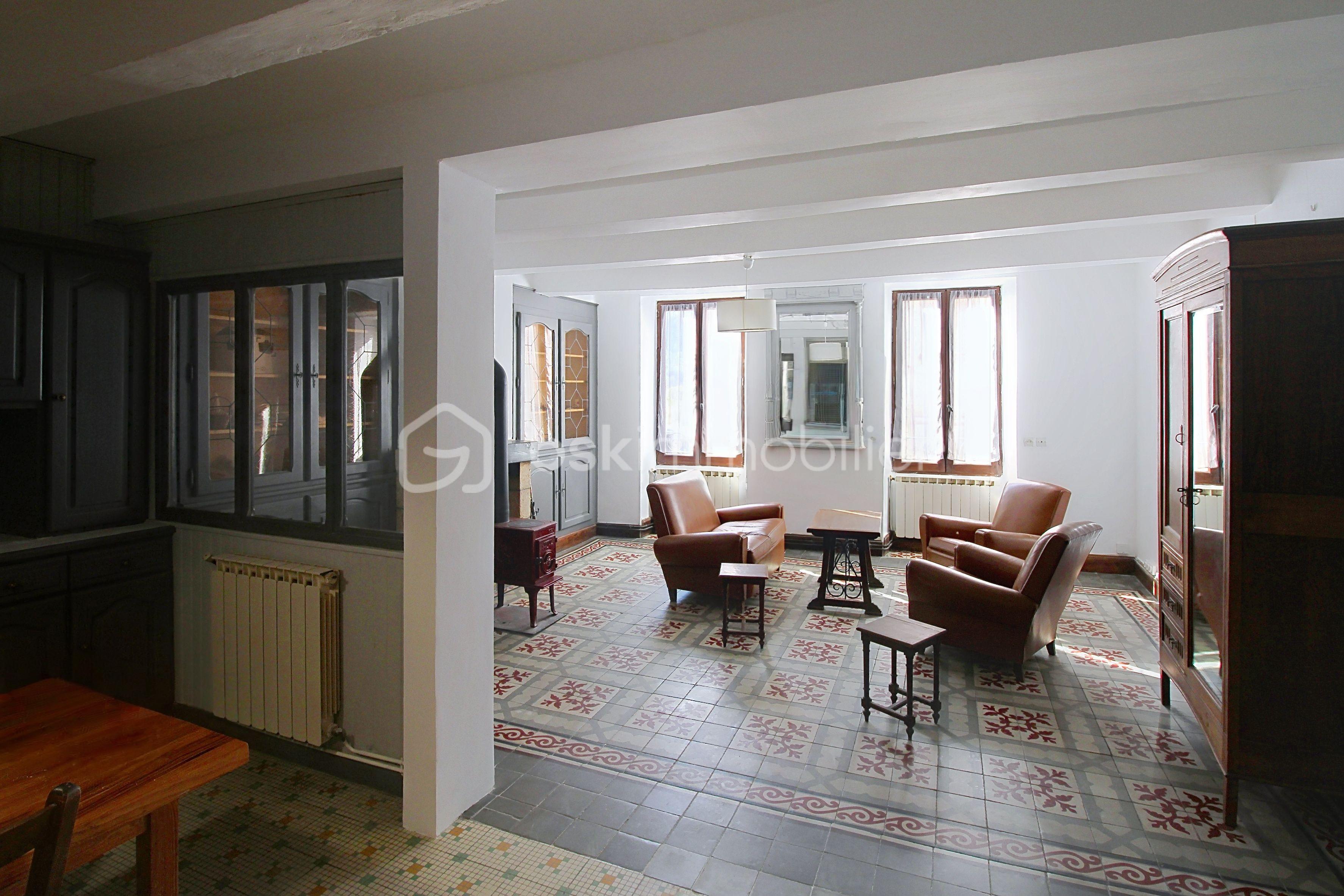 Demeure de 250 m² - demo-tour-10-main-street_00001.jpeg