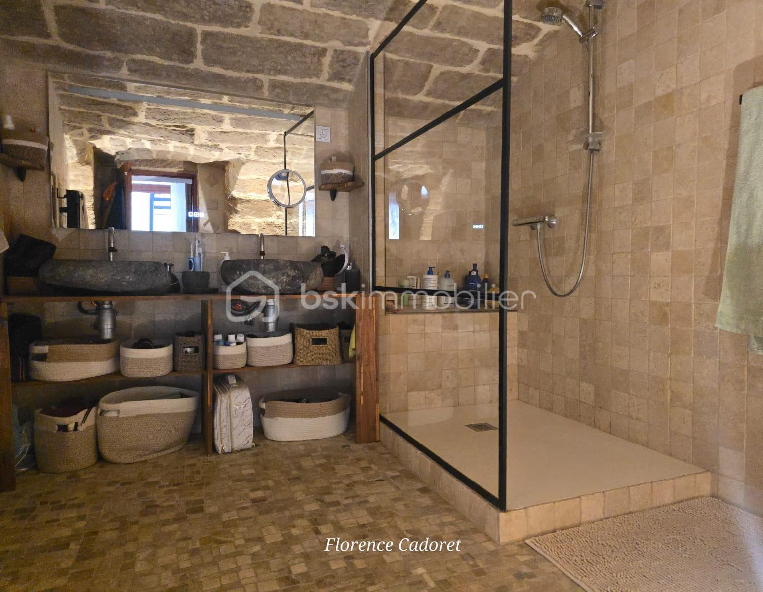 Maison de village de 185 m² - WhatsApp Image 2025-10-14 à 16.07.16_75e8f343.jpg