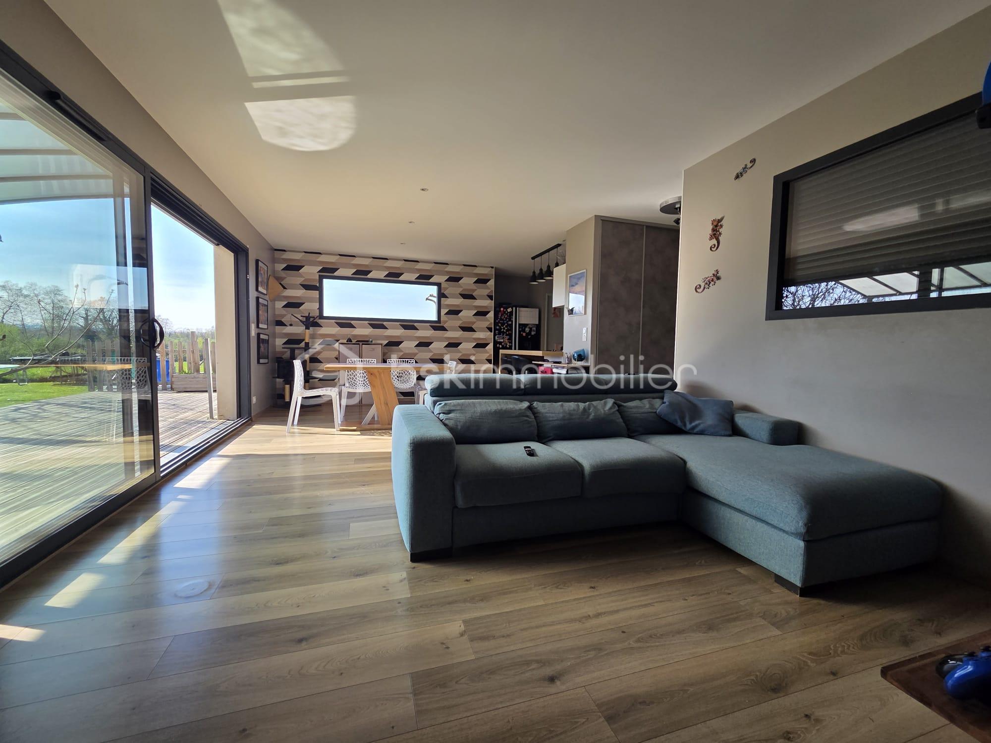 WhatsApp Image 2026-03-24 at 20.39.43 (2).jpeg