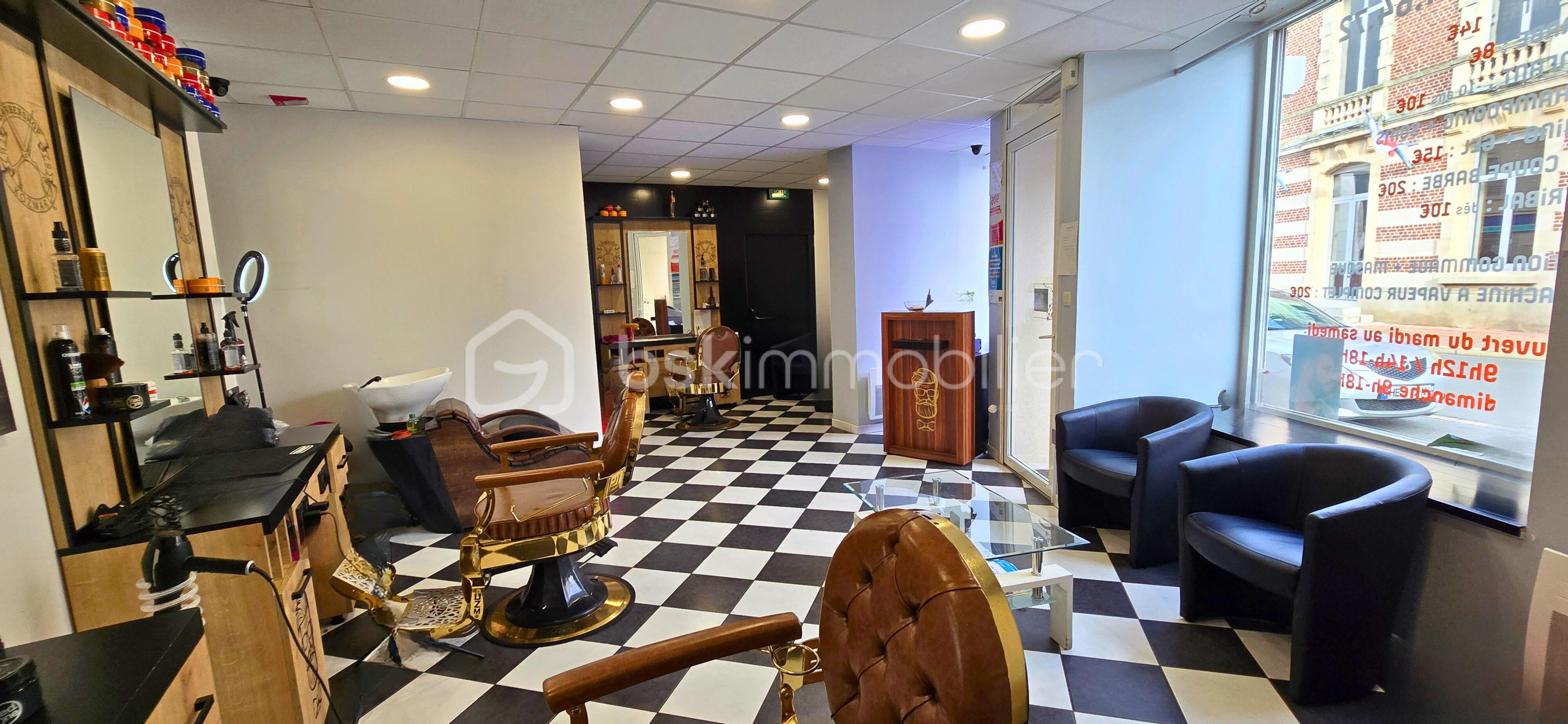 Immeuble mixte de 235 m² - 4.png