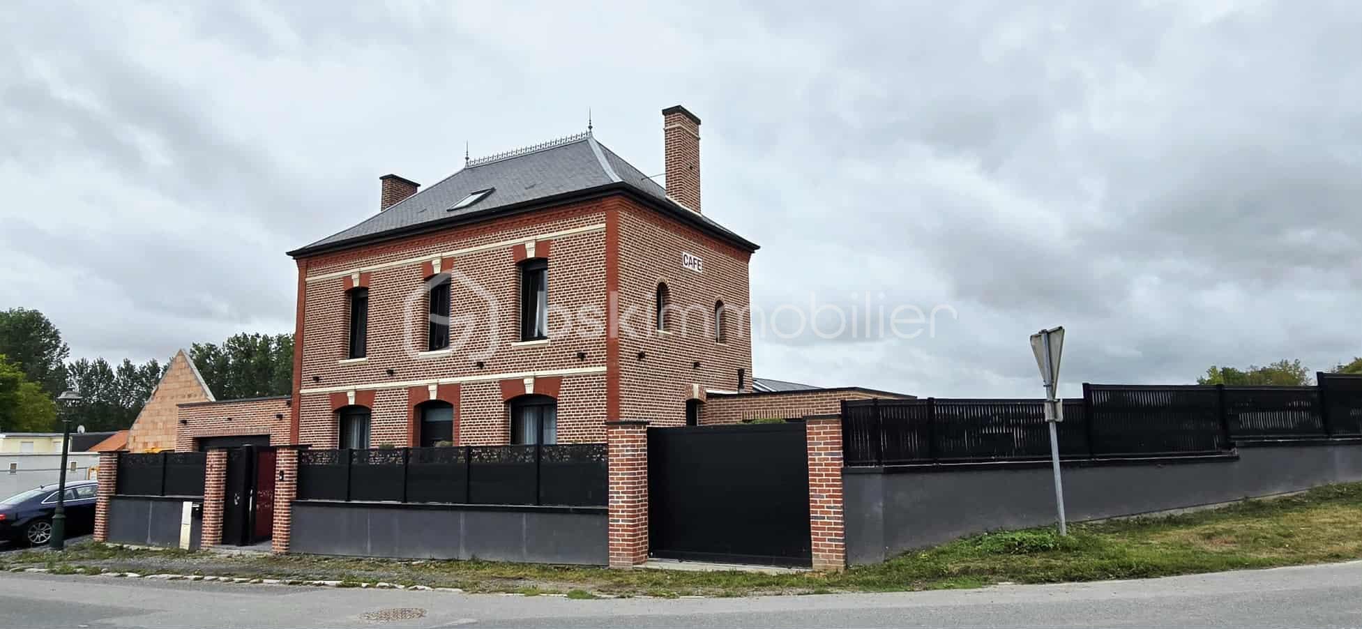 Demeure de 300 m² - Unknown-2.jpg