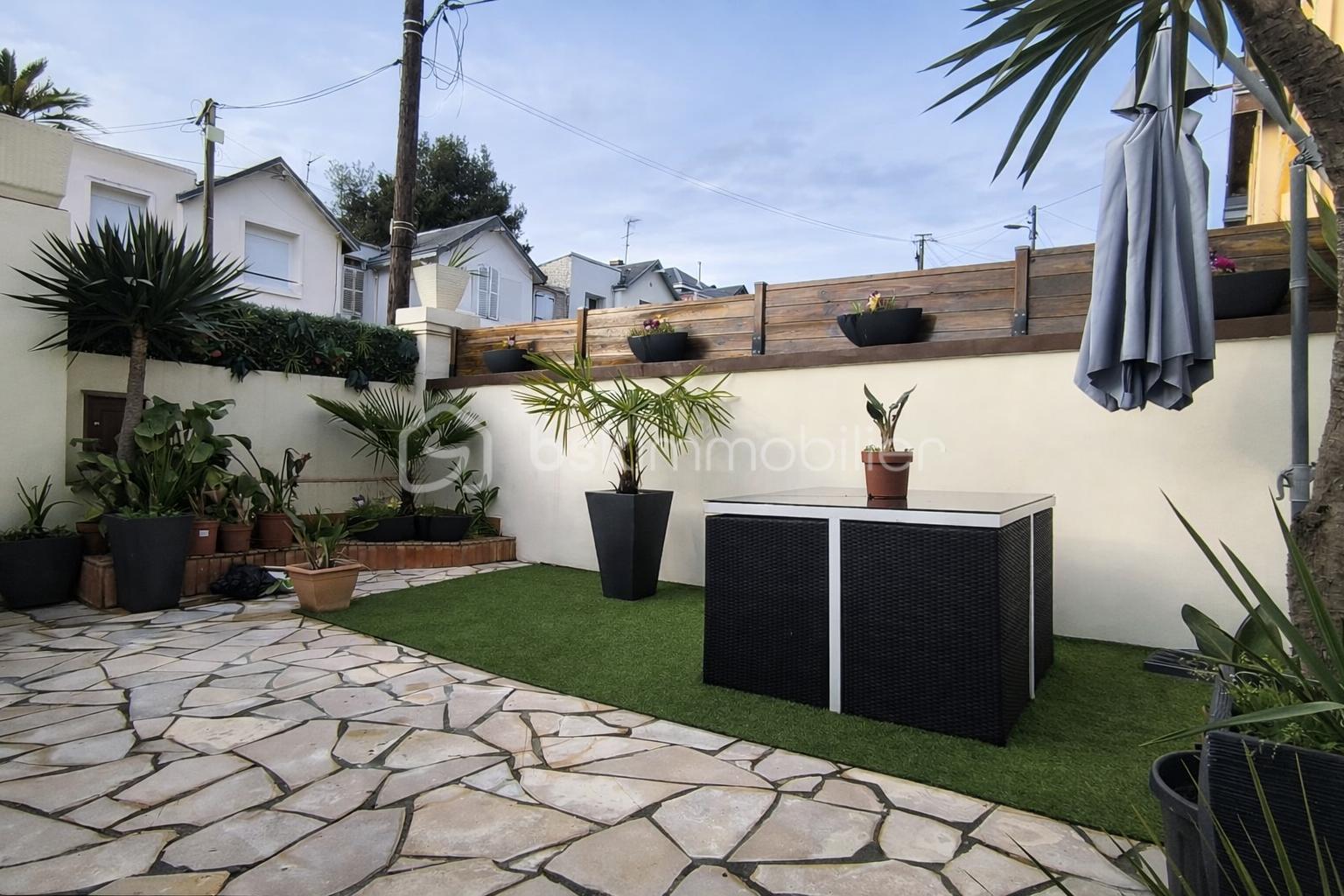 Maison de ville de 75 m² - aJUApnsxYhdzqja1dpSopJwMiwYTTShBjvGI4ioB.png