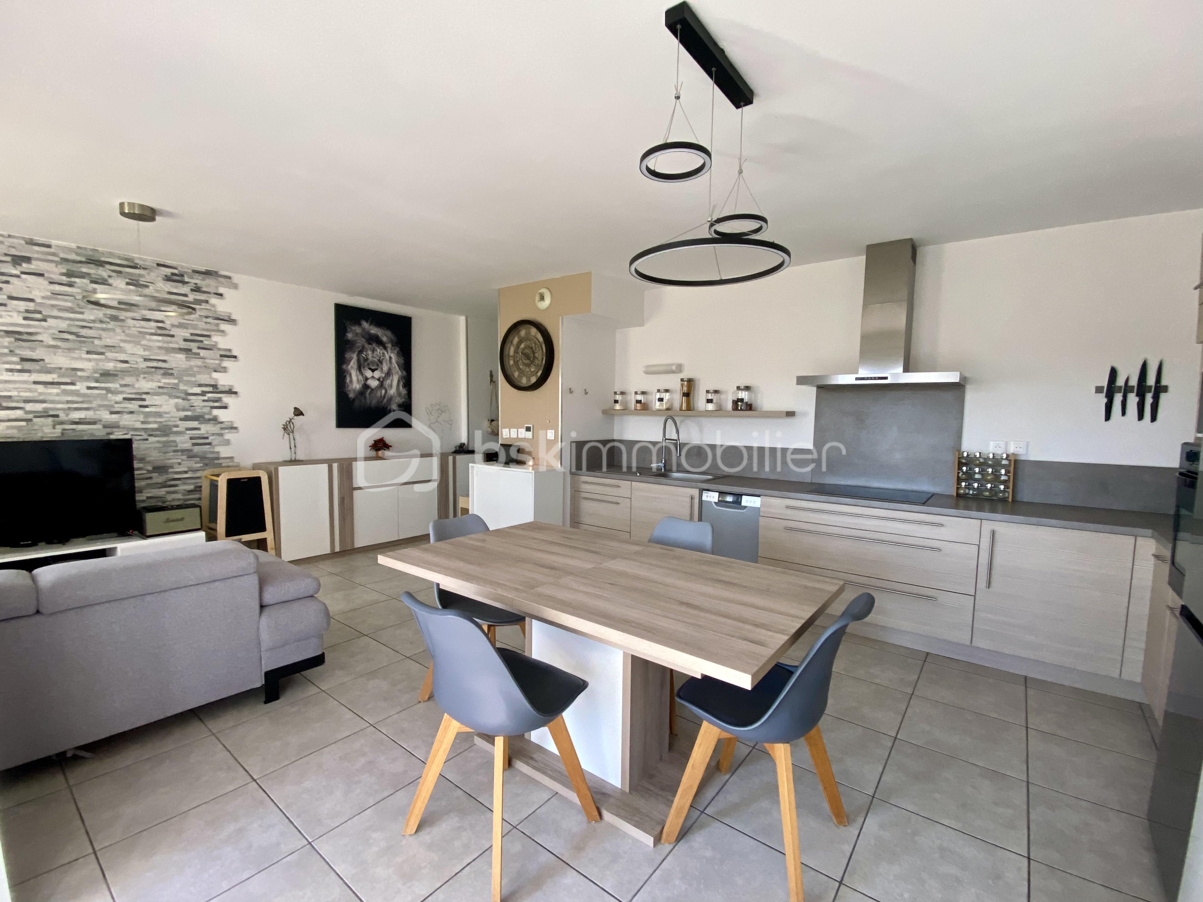 Appartement 3 pièces 70 m² · à Marlieux · 69,5 m² · 210 000 €