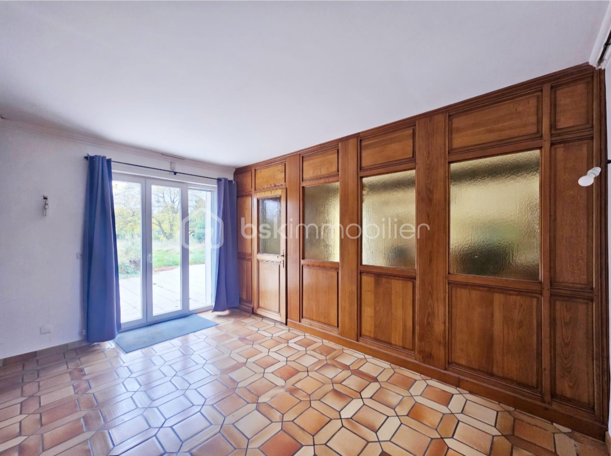 Maison traditionnelle de 192 m² - WhatsApp Image 2025-11-20 at 15.53.04 (5).jpeg