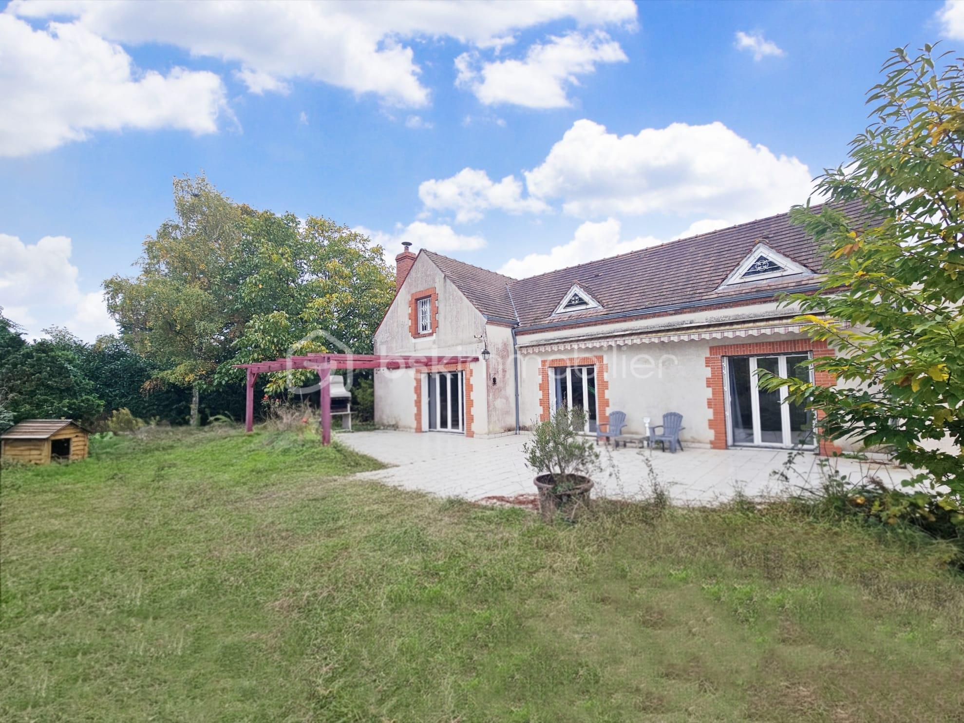 Maison traditionnelle de 192 m² - WhatsApp Image 2025-10-30 at 16.29.17 (3).jpeg