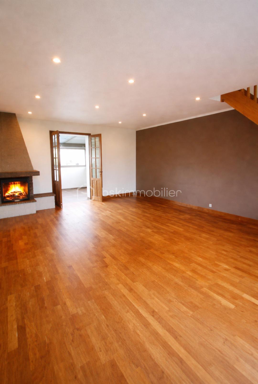 photo 3 Ducey Masloh.png