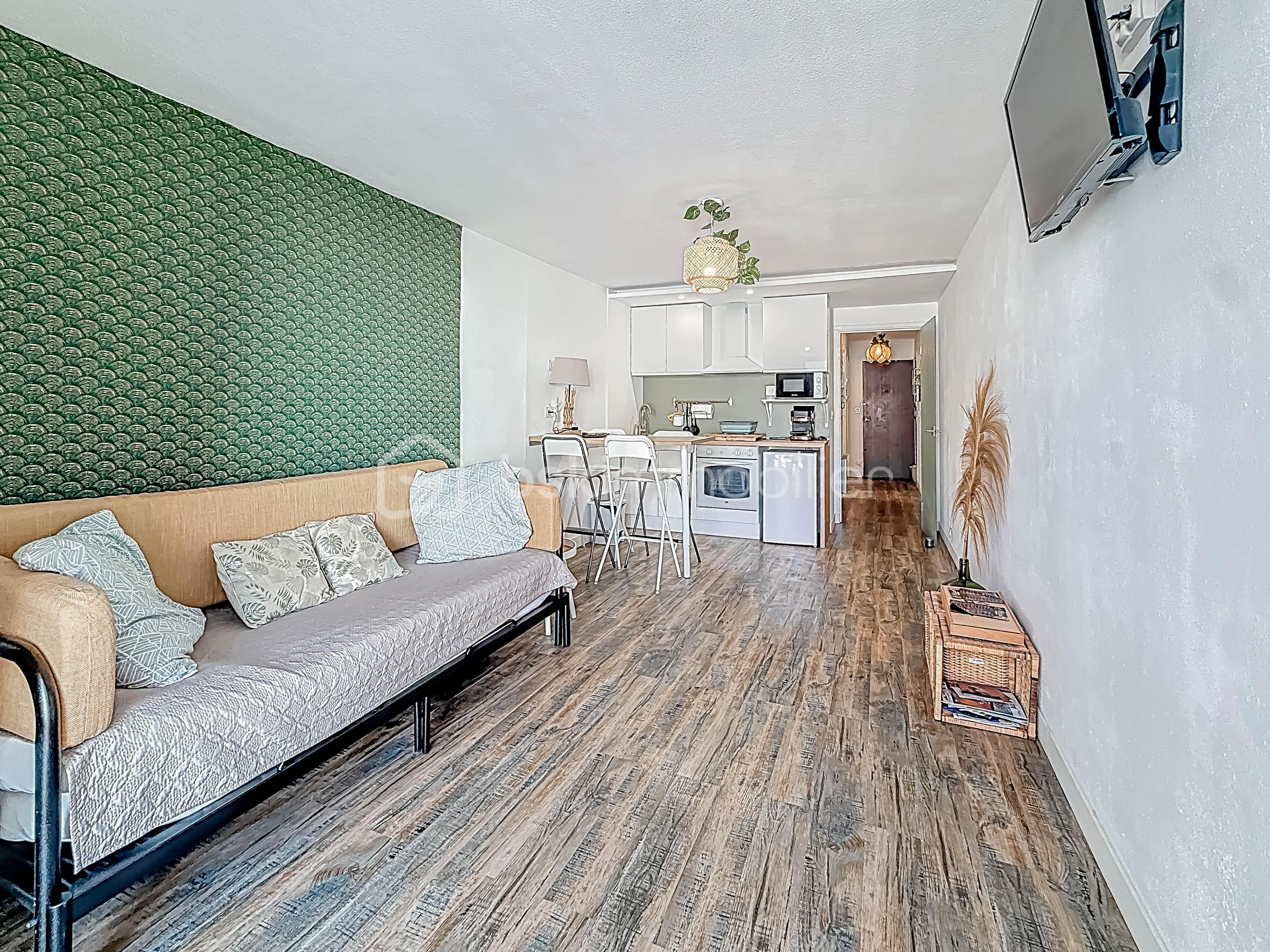 Appartement de 33 m² - IMG_DE250F6B41F4-7.jpg
