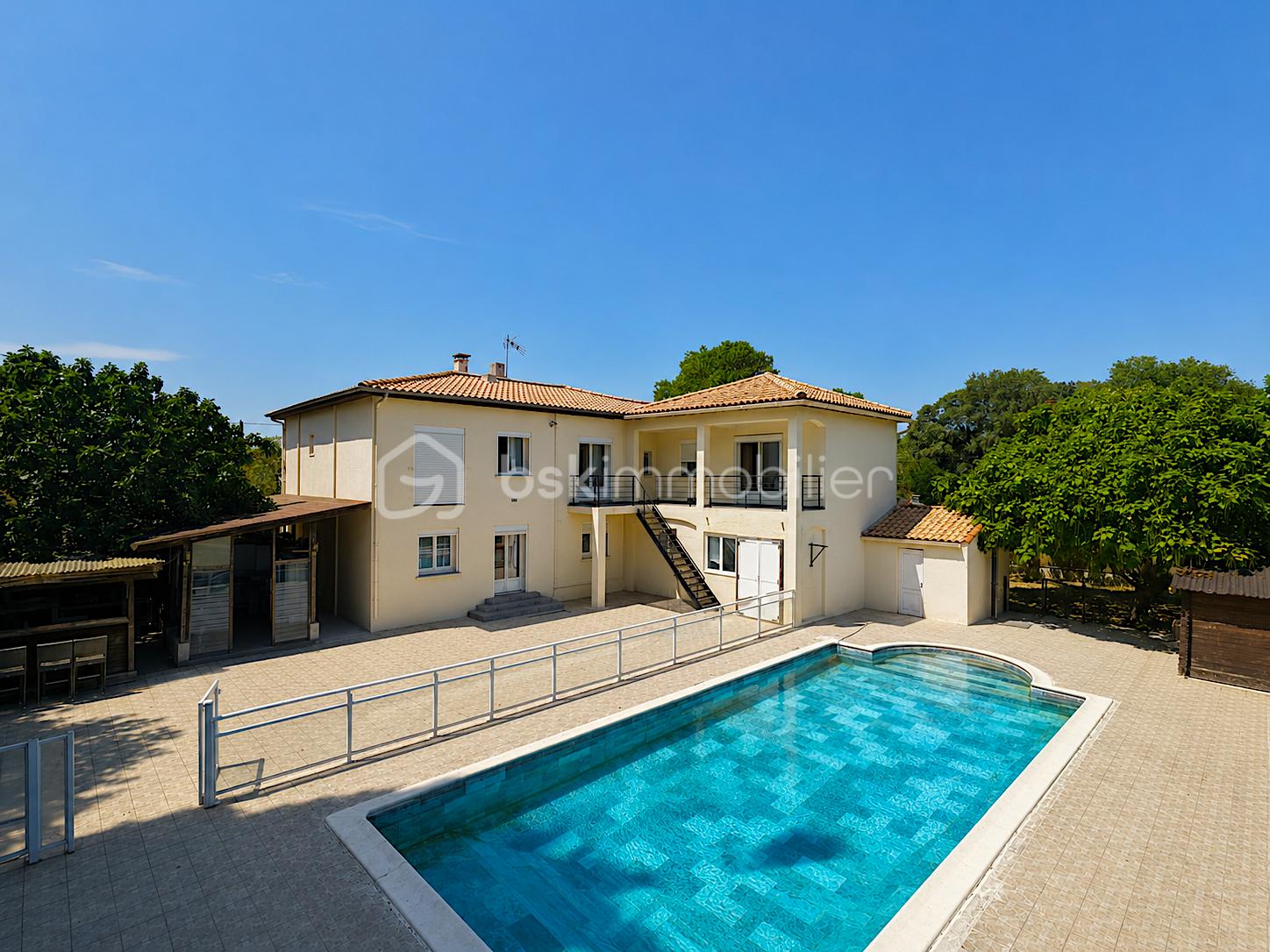 Maison 7 pièces 262 m² · à Fabrègues · 262 m² · 530 000 €