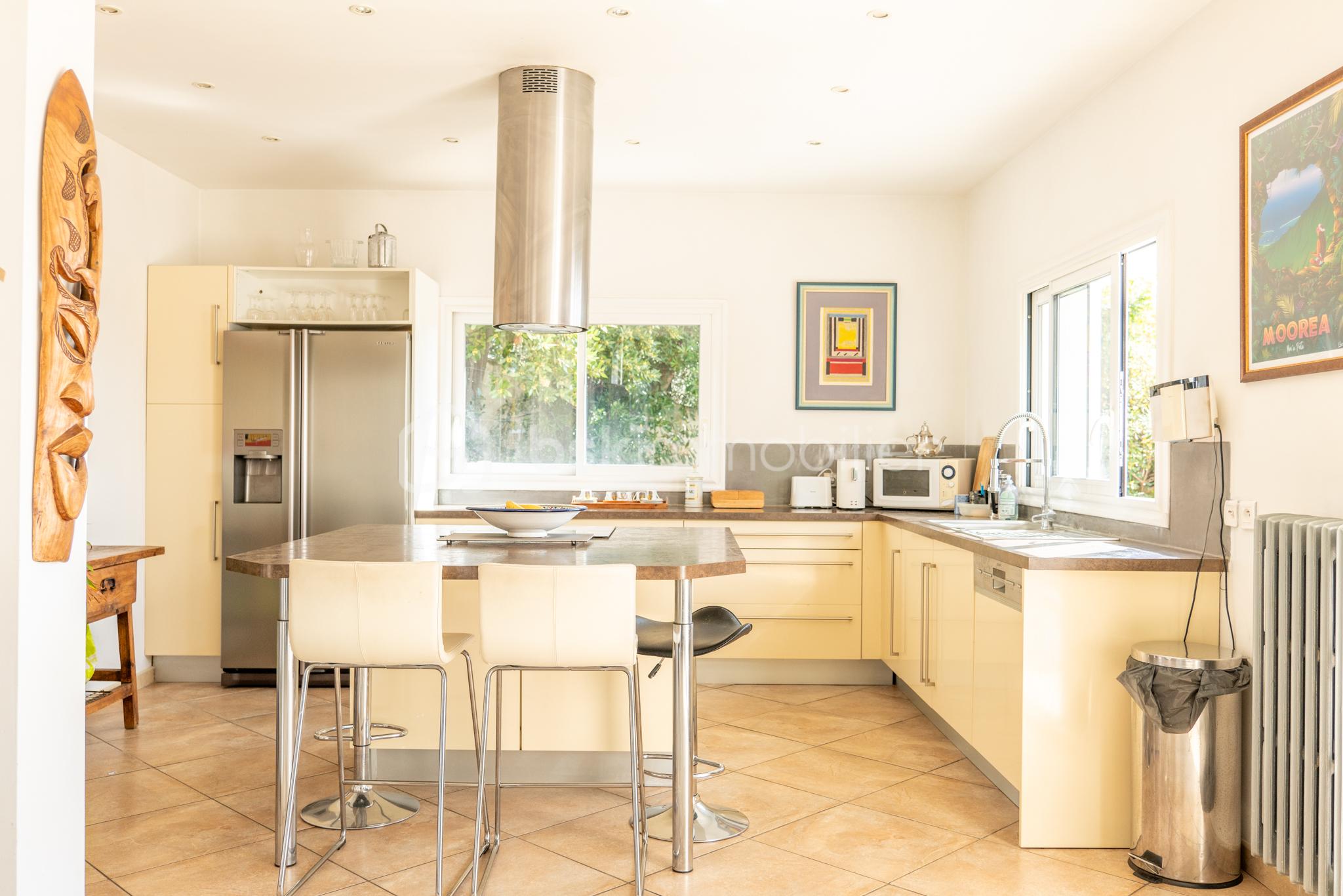 Maison en pierre de 175 m² - 7.41.png