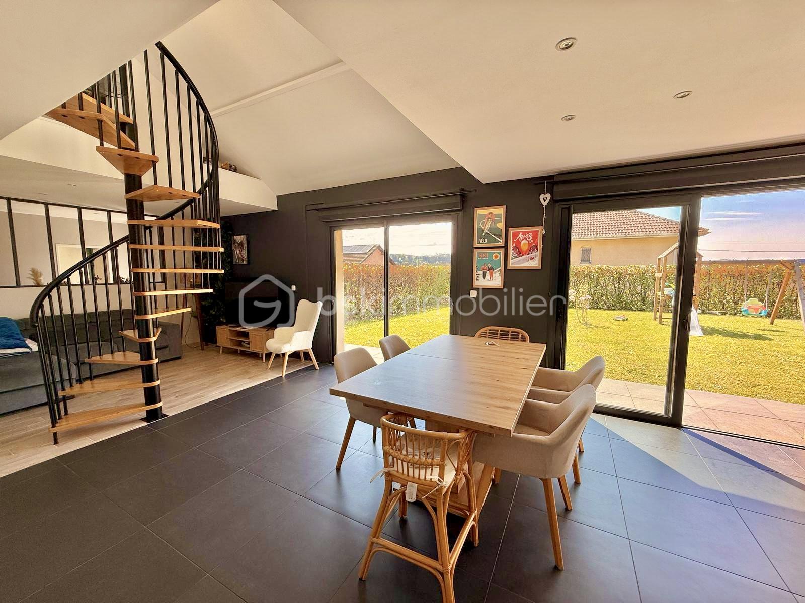 Maison de 120,20 m² - 3234552e-3e86-4a80-810b-85a611ddce5d.jpg