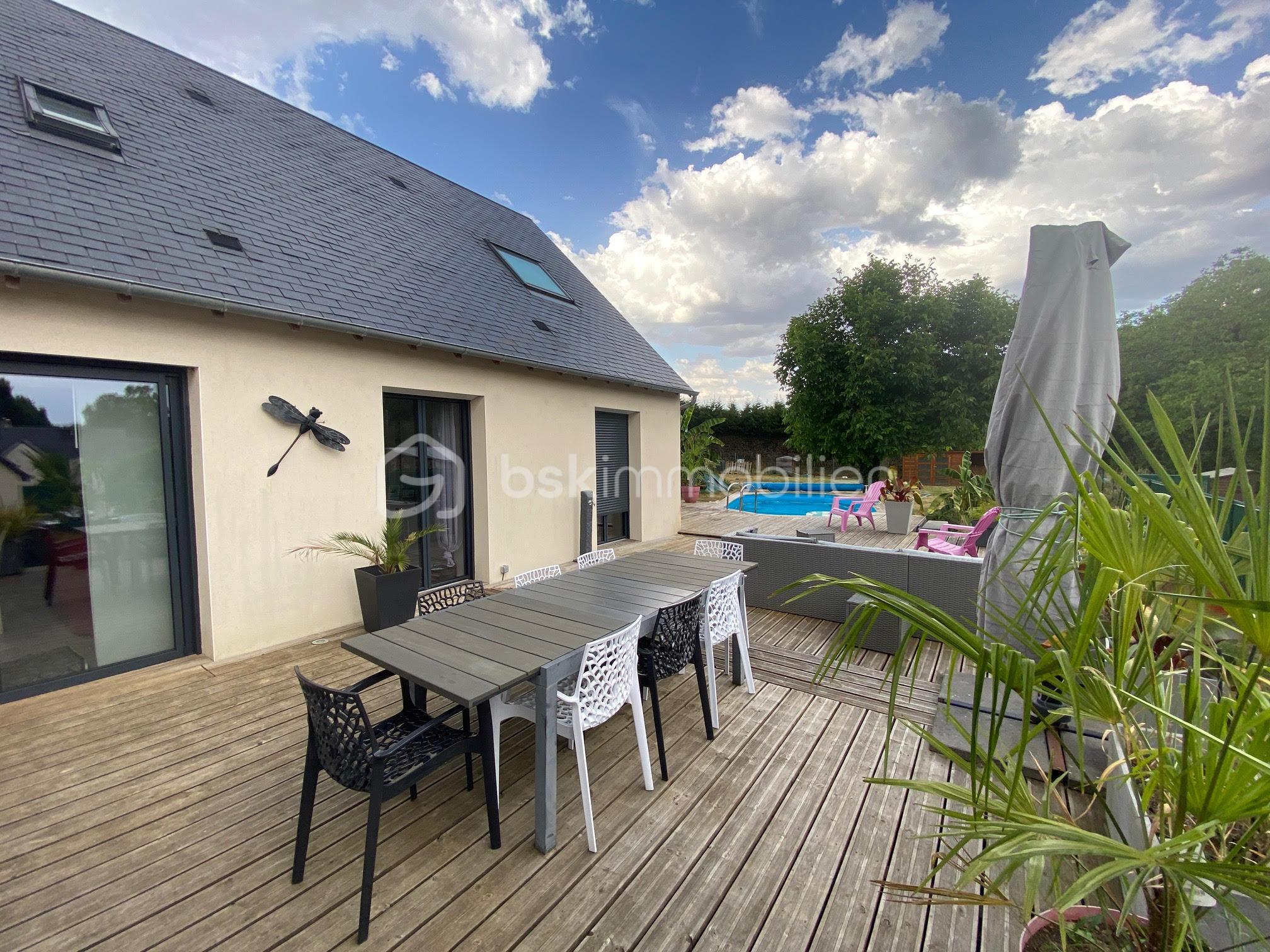 Maison de 141 m² - photo extérieur.jpg