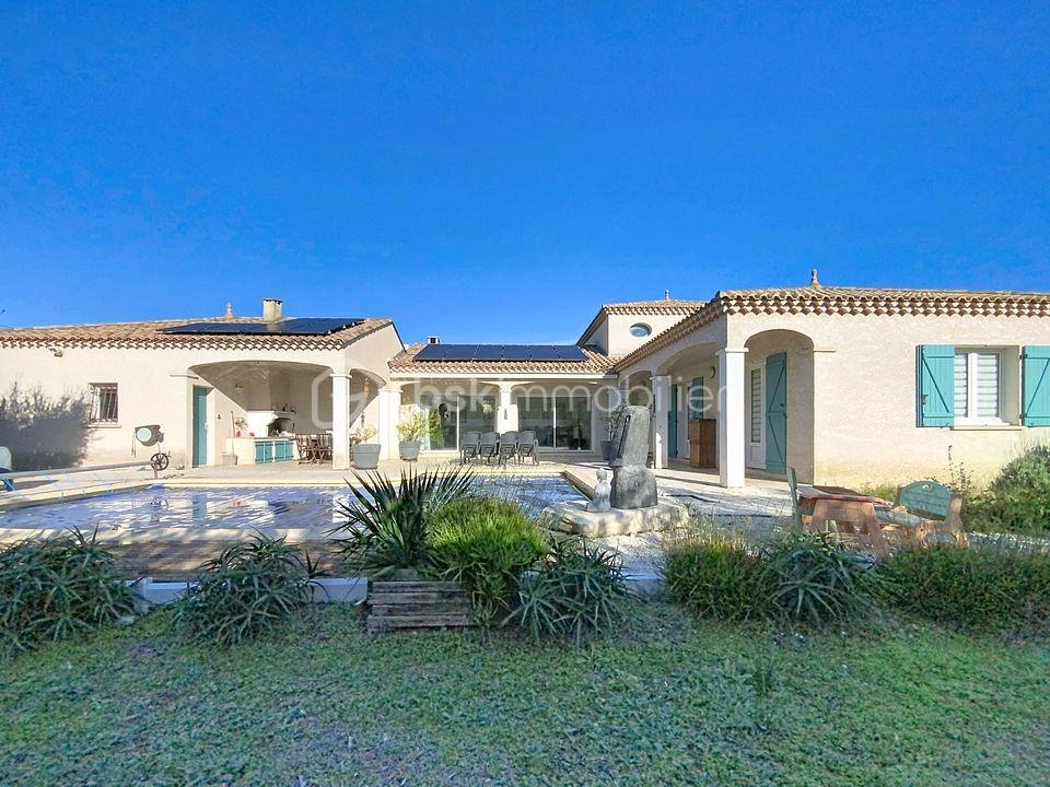 Maison traditionnelle de 180 m²