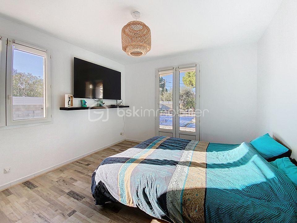 Maison traditionnelle de 180 m² - photo-1769435188.jpg