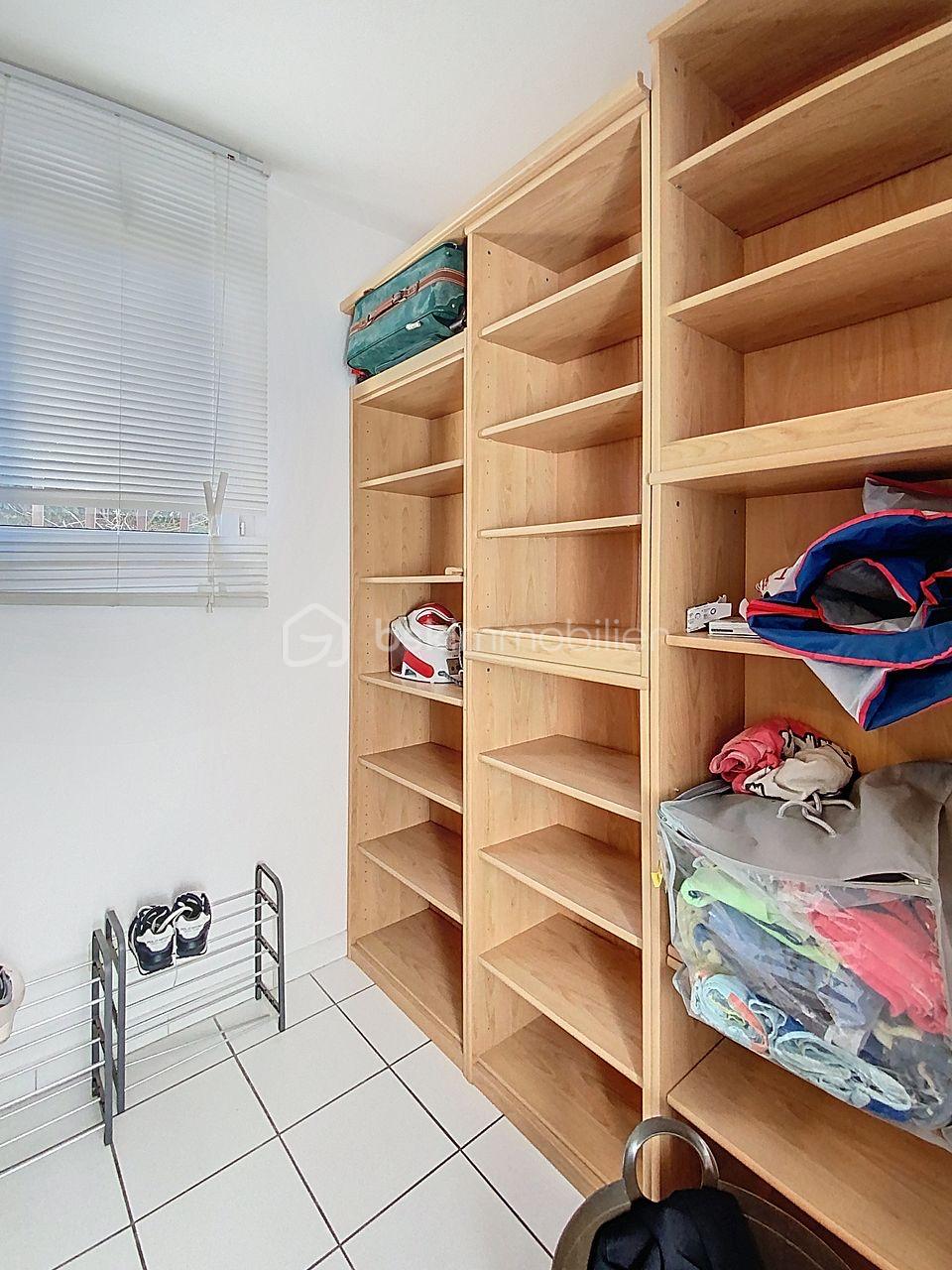 Maison traditionnelle de 180 m² - photo-1769435393.jpg