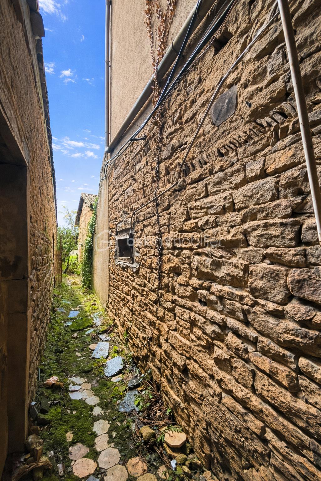 Maison ancienne de 165 m² - 318DE82A-02C2-4A80-9D8A-BBF714D5BA28.PNG